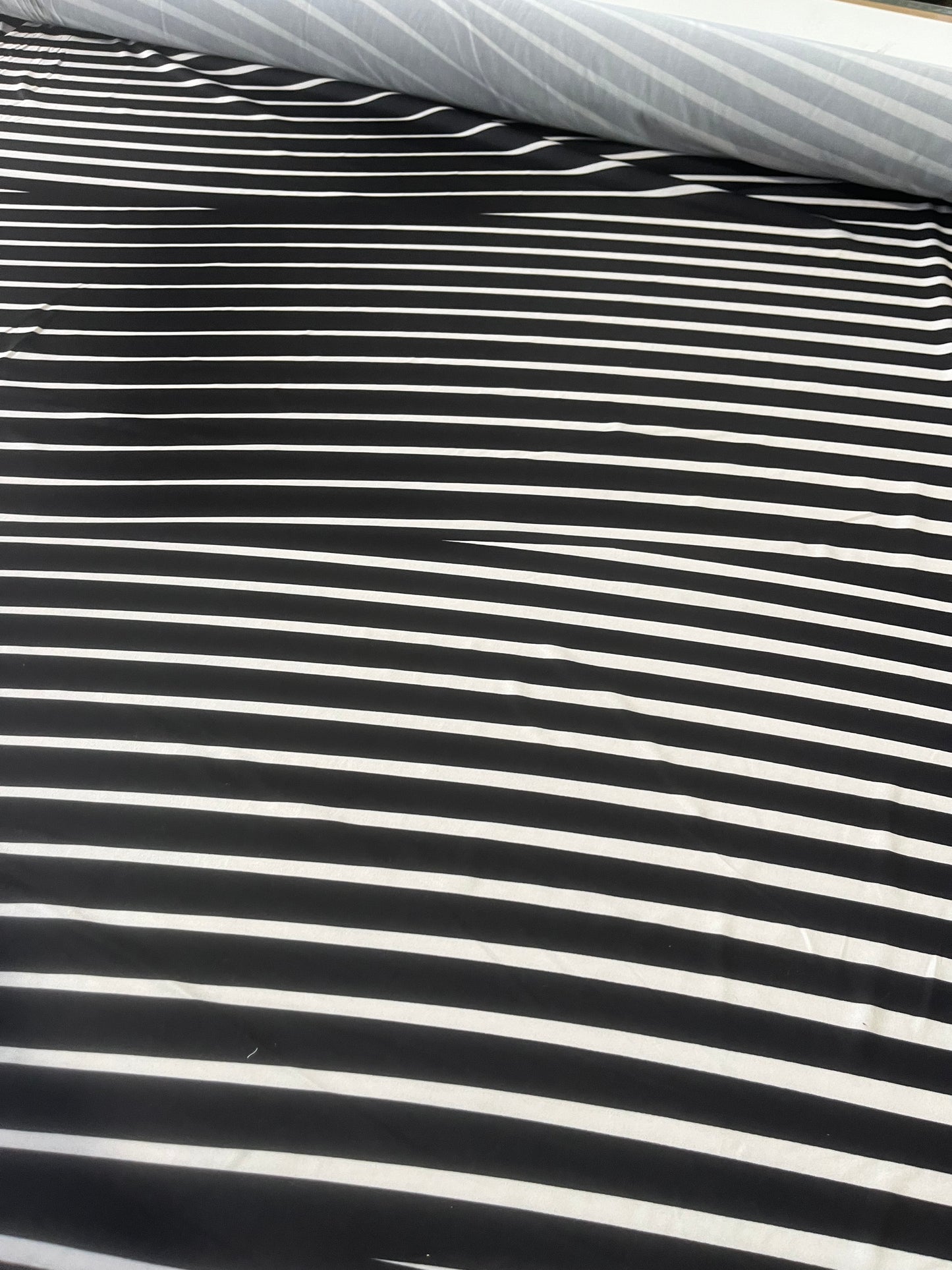 ROSALIA 062 slinky jersey maille strange stripes