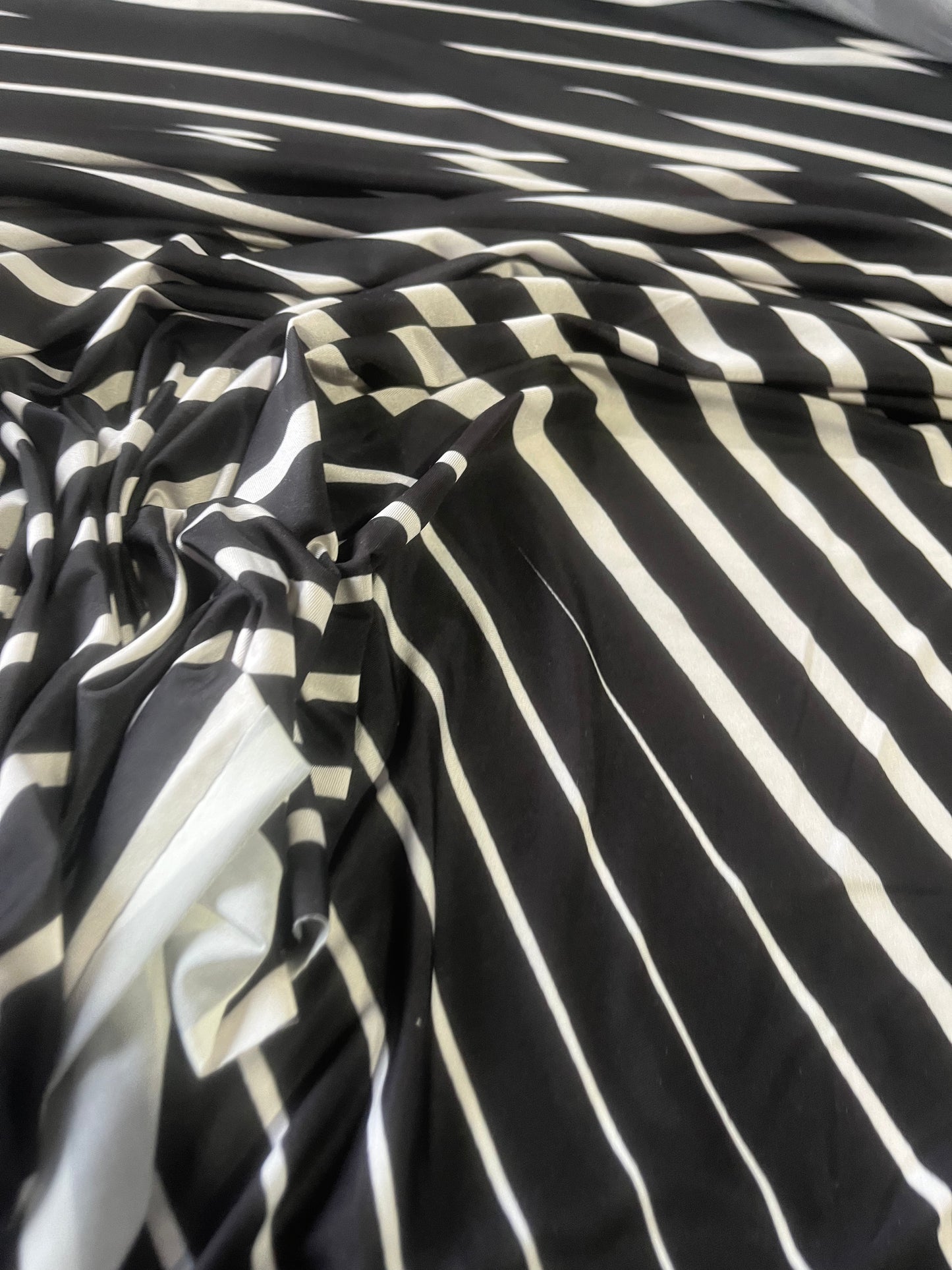 ROSALIA 062 slinky jersey maille strange stripes