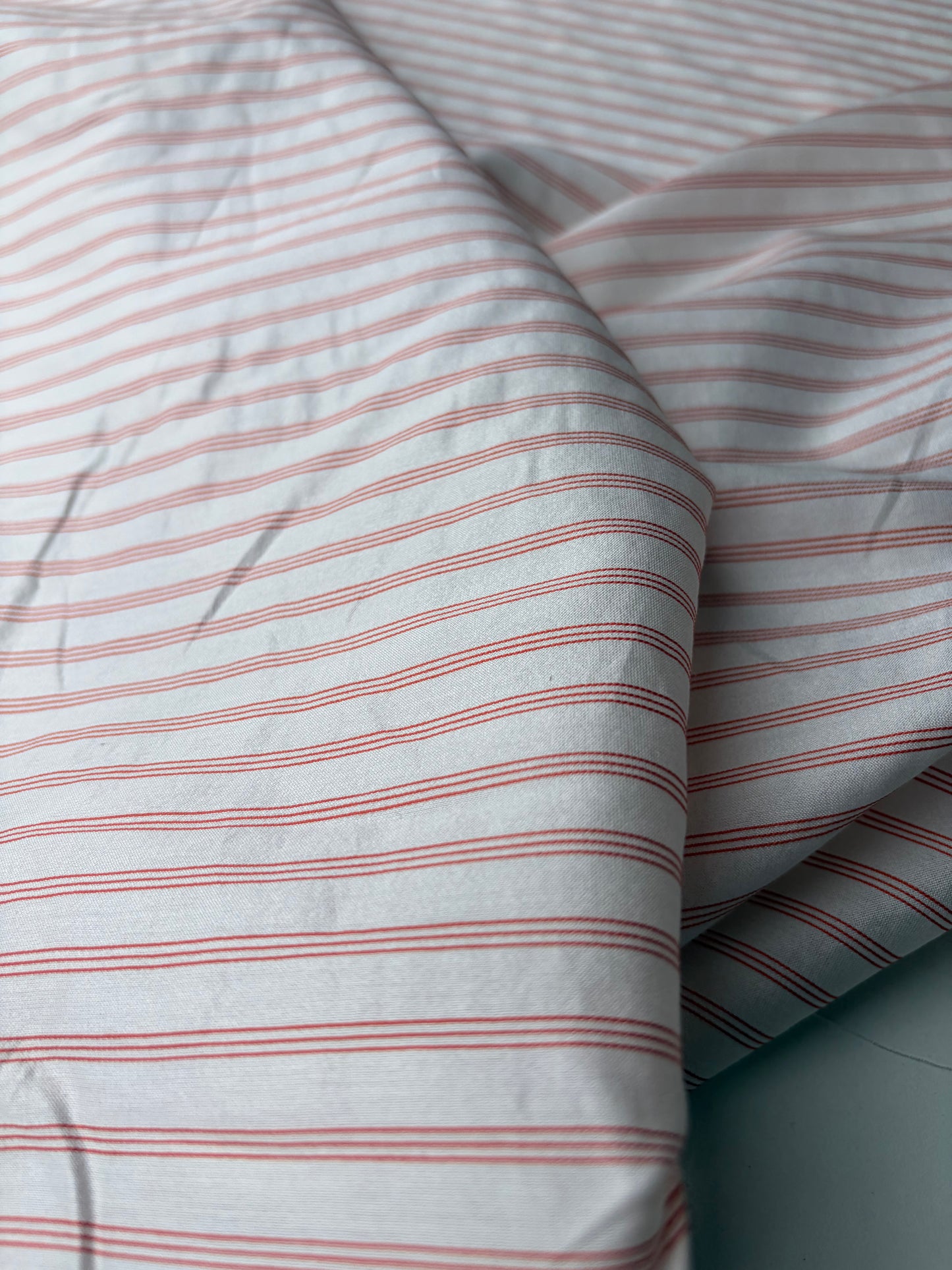 VINCE 012 colourwoven cotton voile stripes