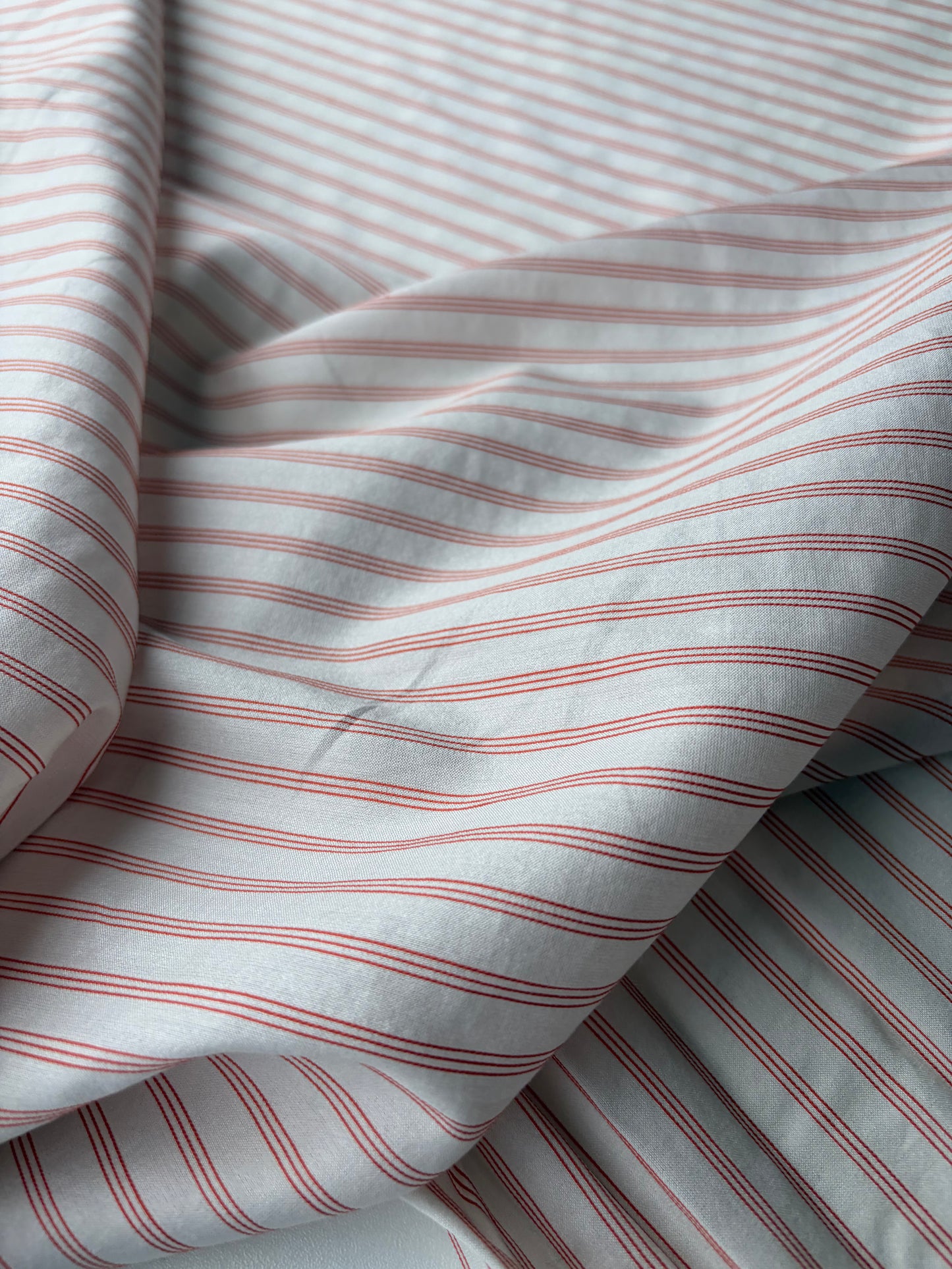 VINCE 012 colourwoven cotton voile stripes