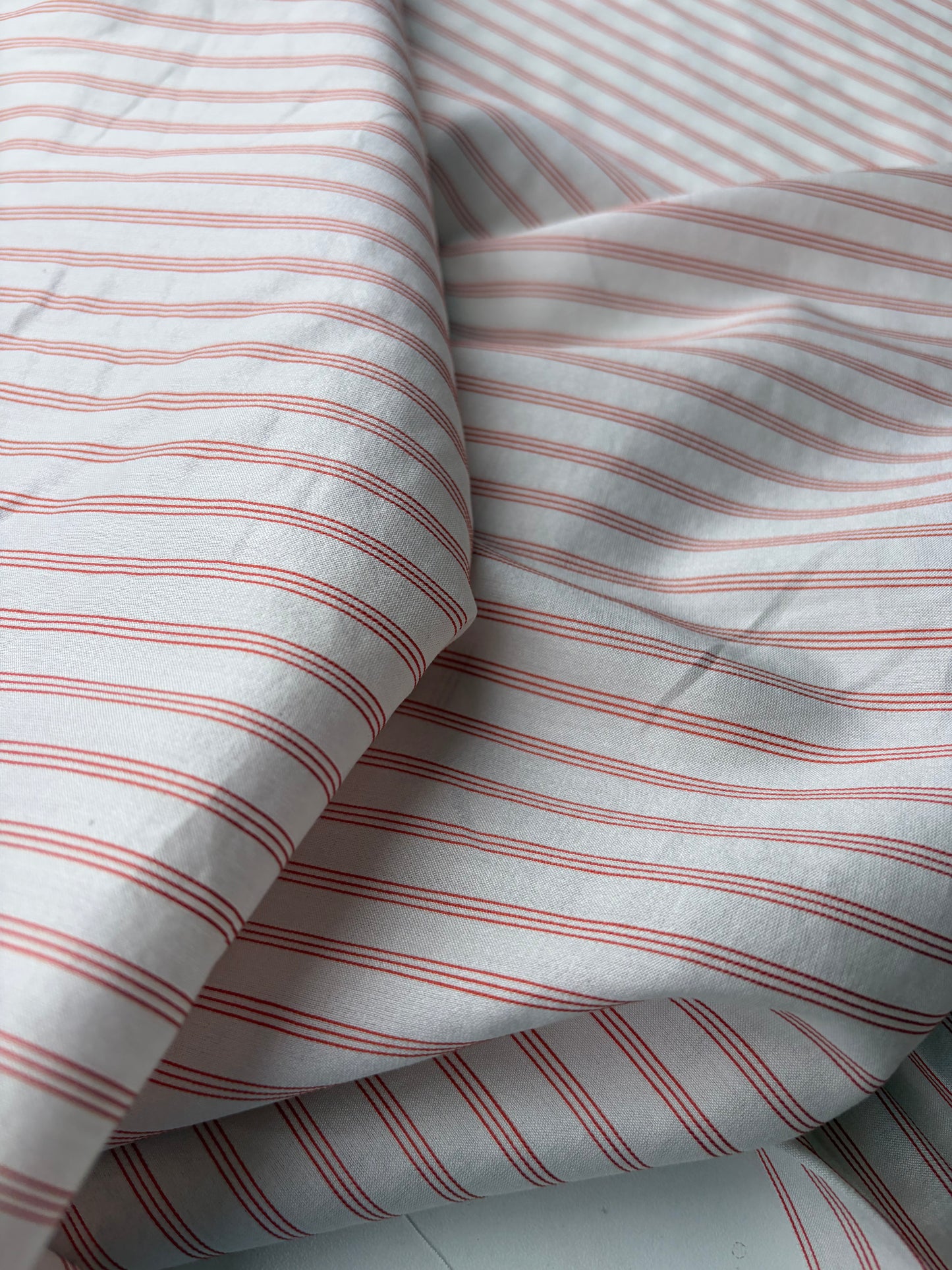 VINCE 012 colourwoven cotton voile stripes