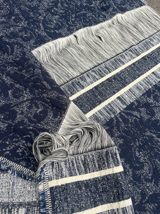 Hélène 009 cotton jacquard with fringes