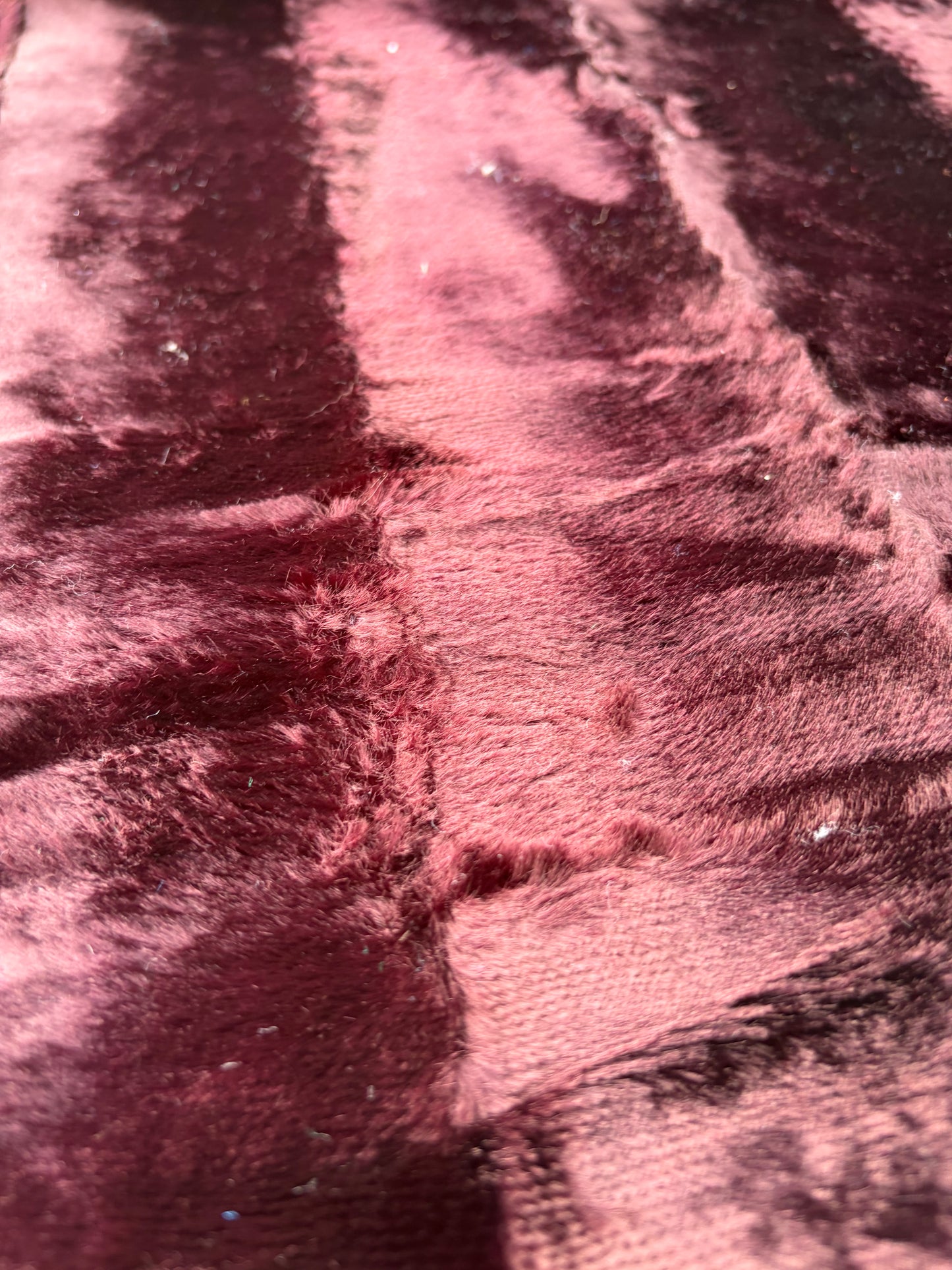 SMITHERS 014 aubergine coloured cotton fake fur