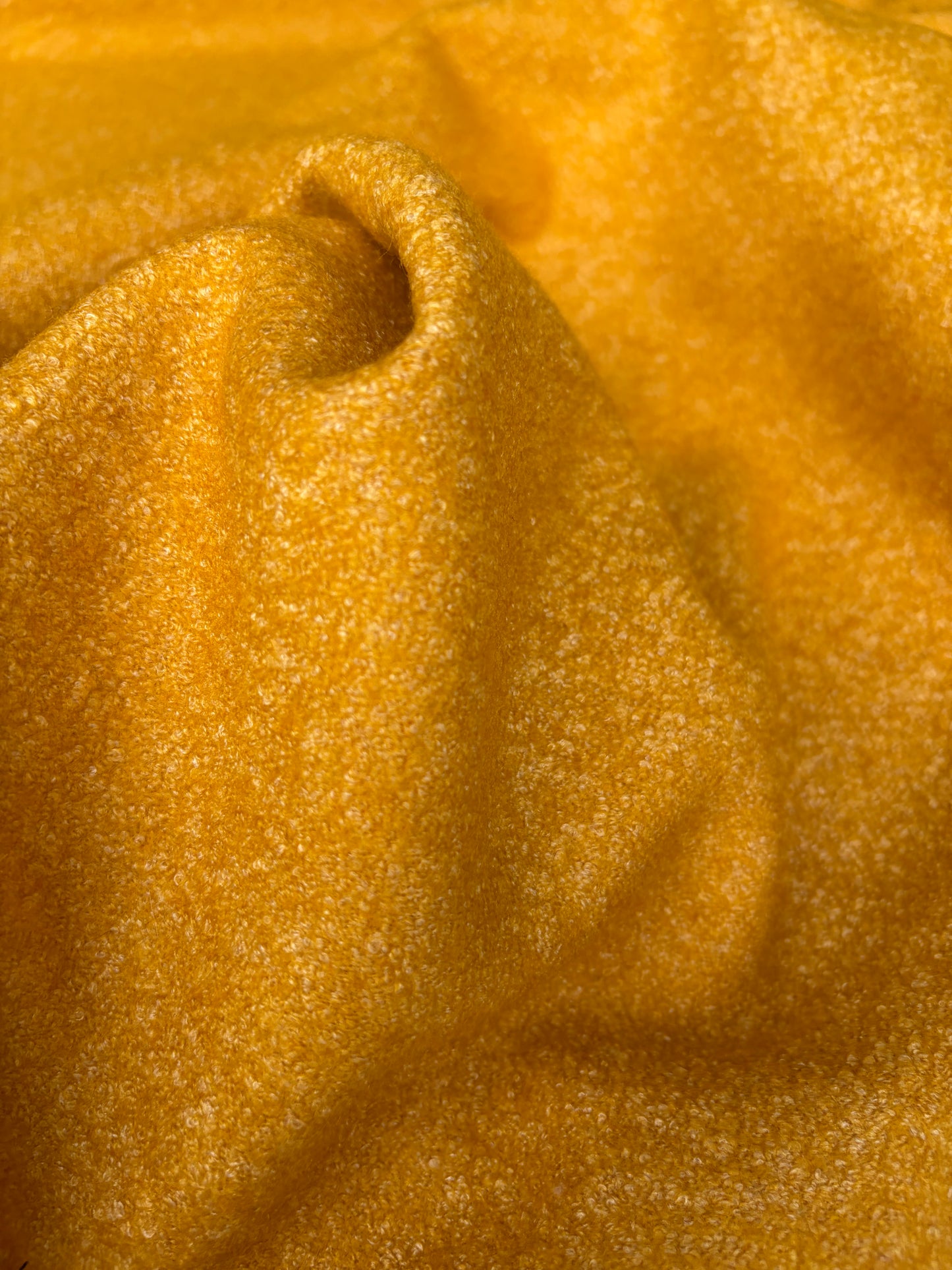 VINCE 021 heavy wool/cotton warm yellow