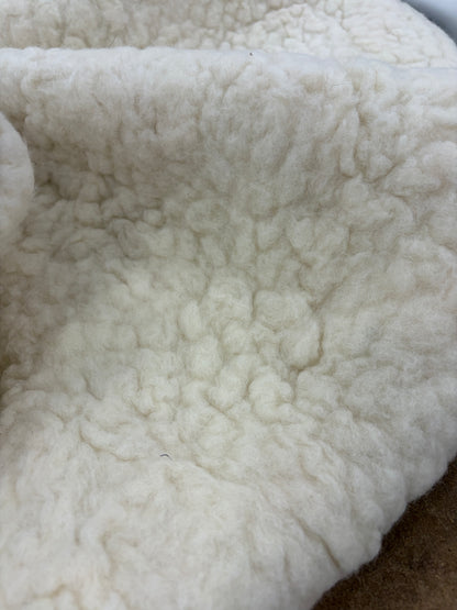ZINO 015 heavy boiled wool with applicated wool knots