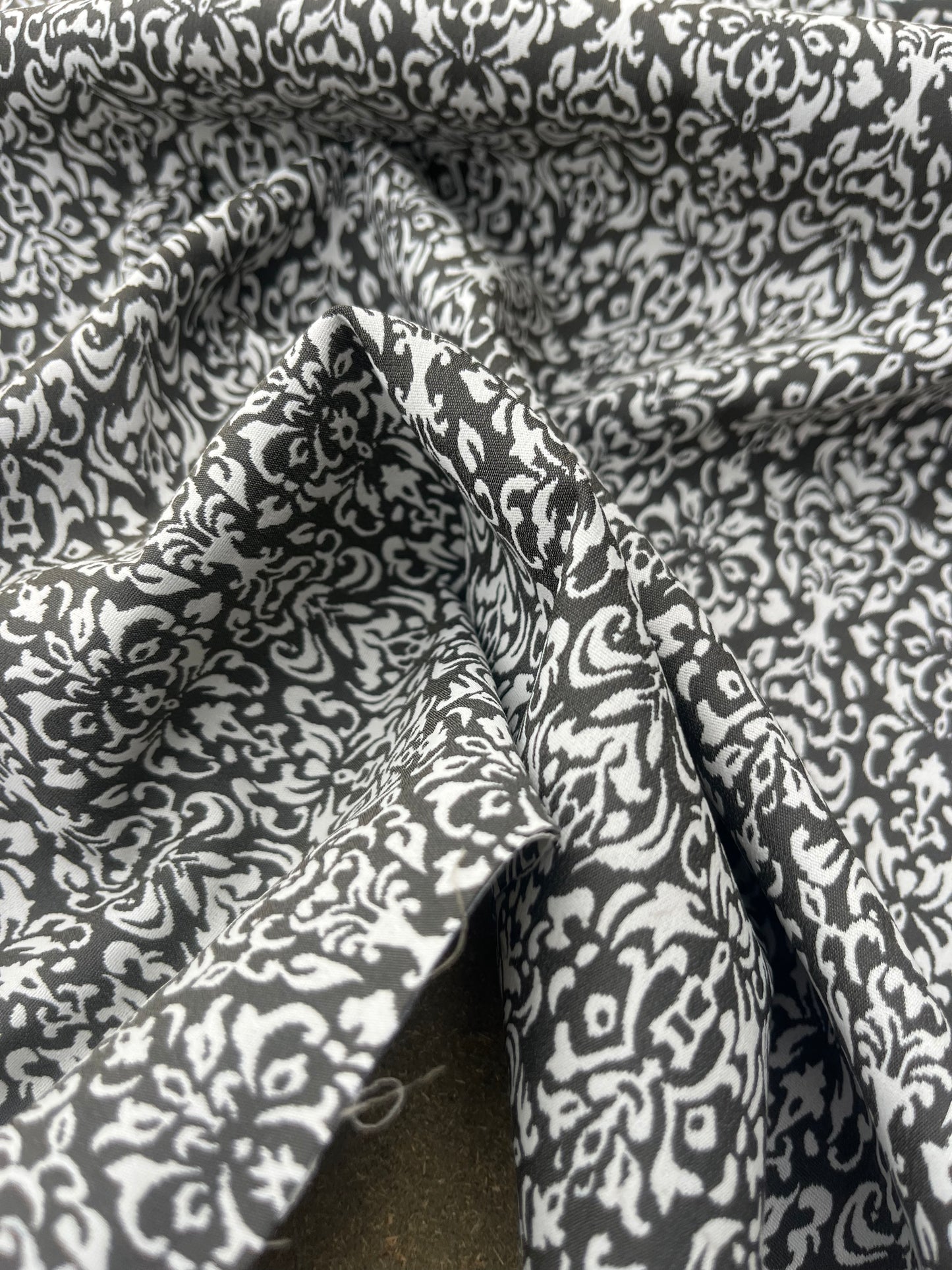 Hélène 019 stretch jacquard small design brown/ecru