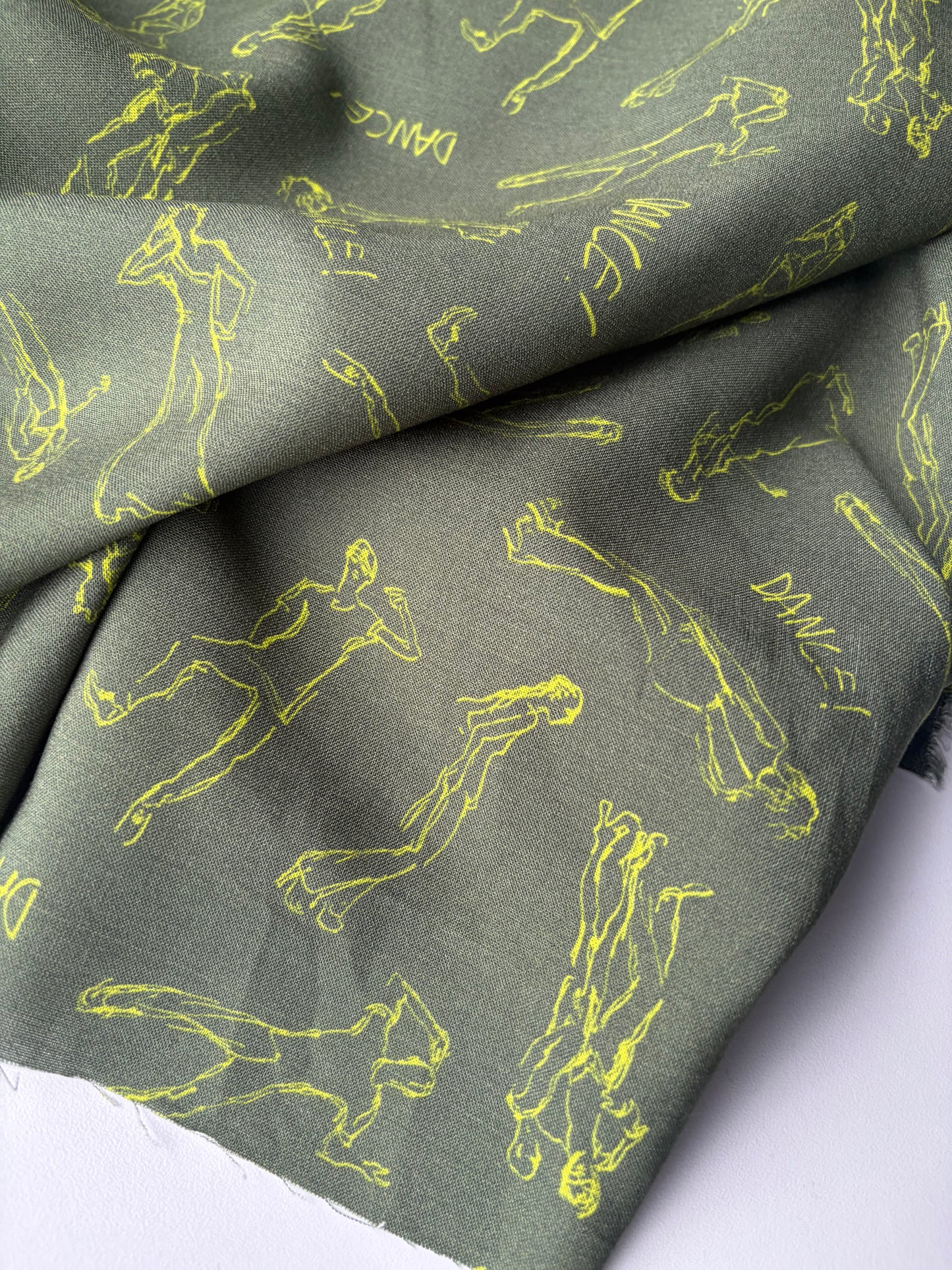 VINCE 023 viscose print green/lime "dance"