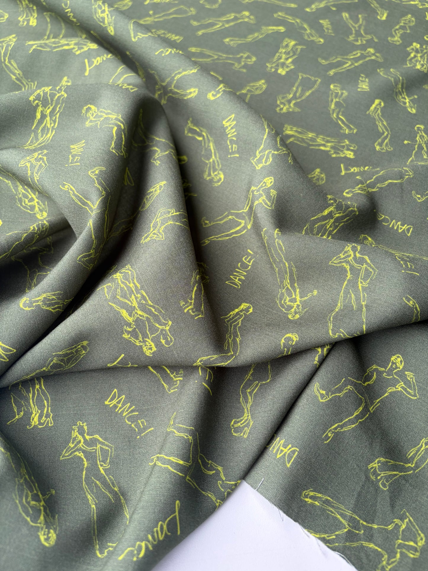 VINCE 023 viscose print green/lime "dance"