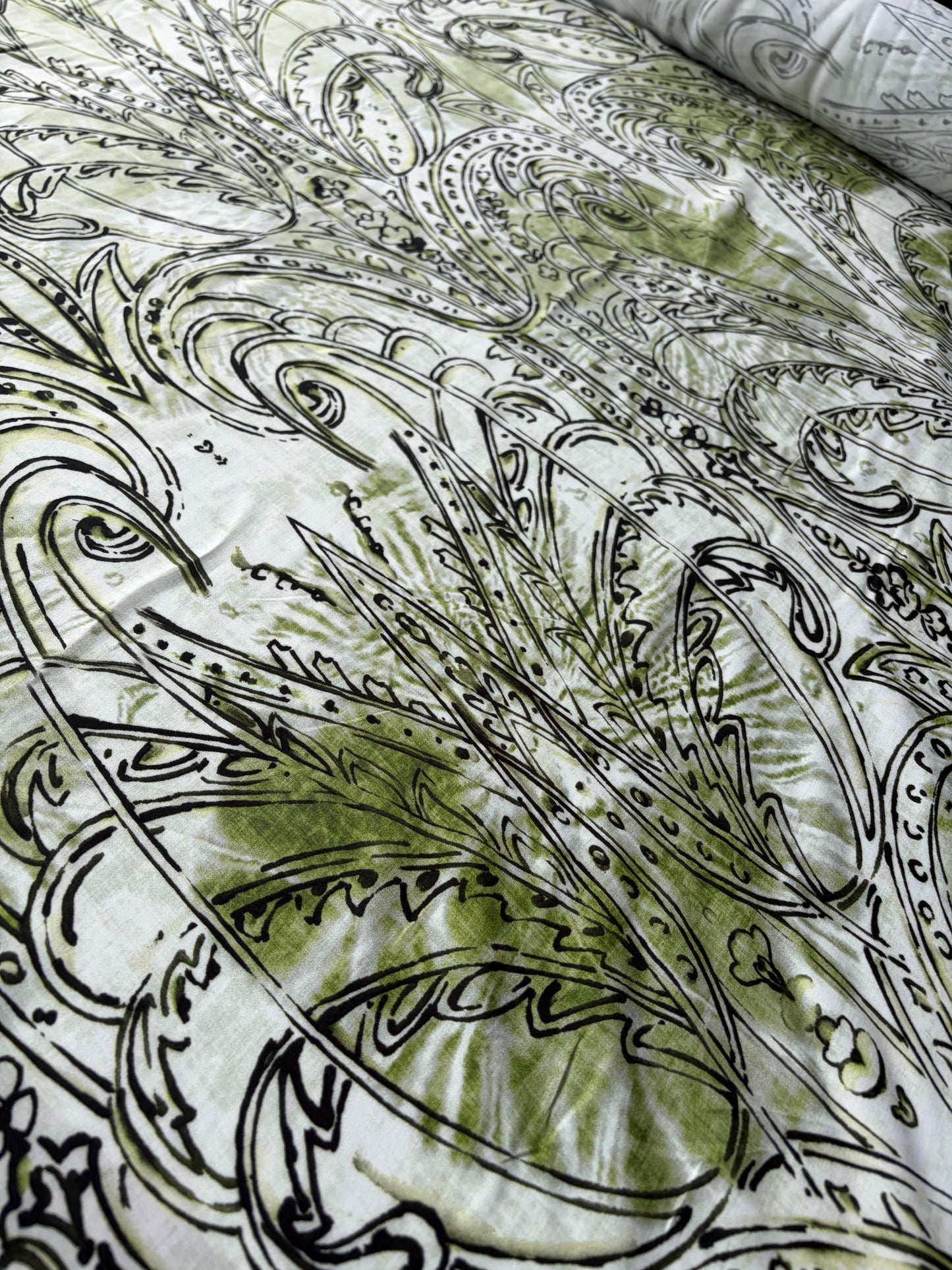 VINCE 024 cotton voile fade out print green/white