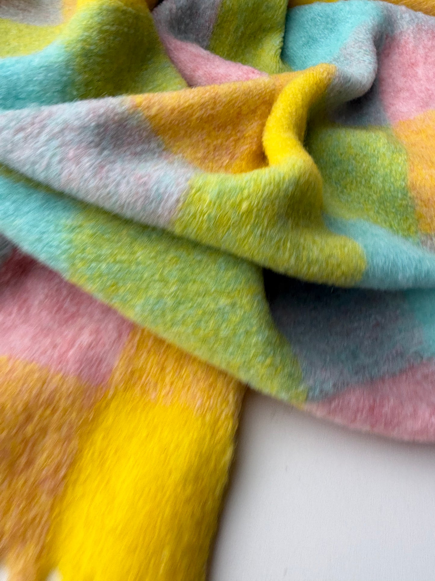 SMITHERS 020 yellow/aqua checkered heavy boiled wool with fringes