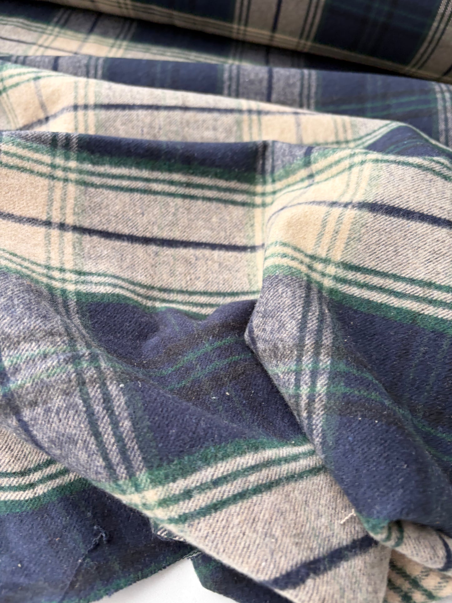 SMITHERS 021 navy/camel  checkered heavy cotton flannel