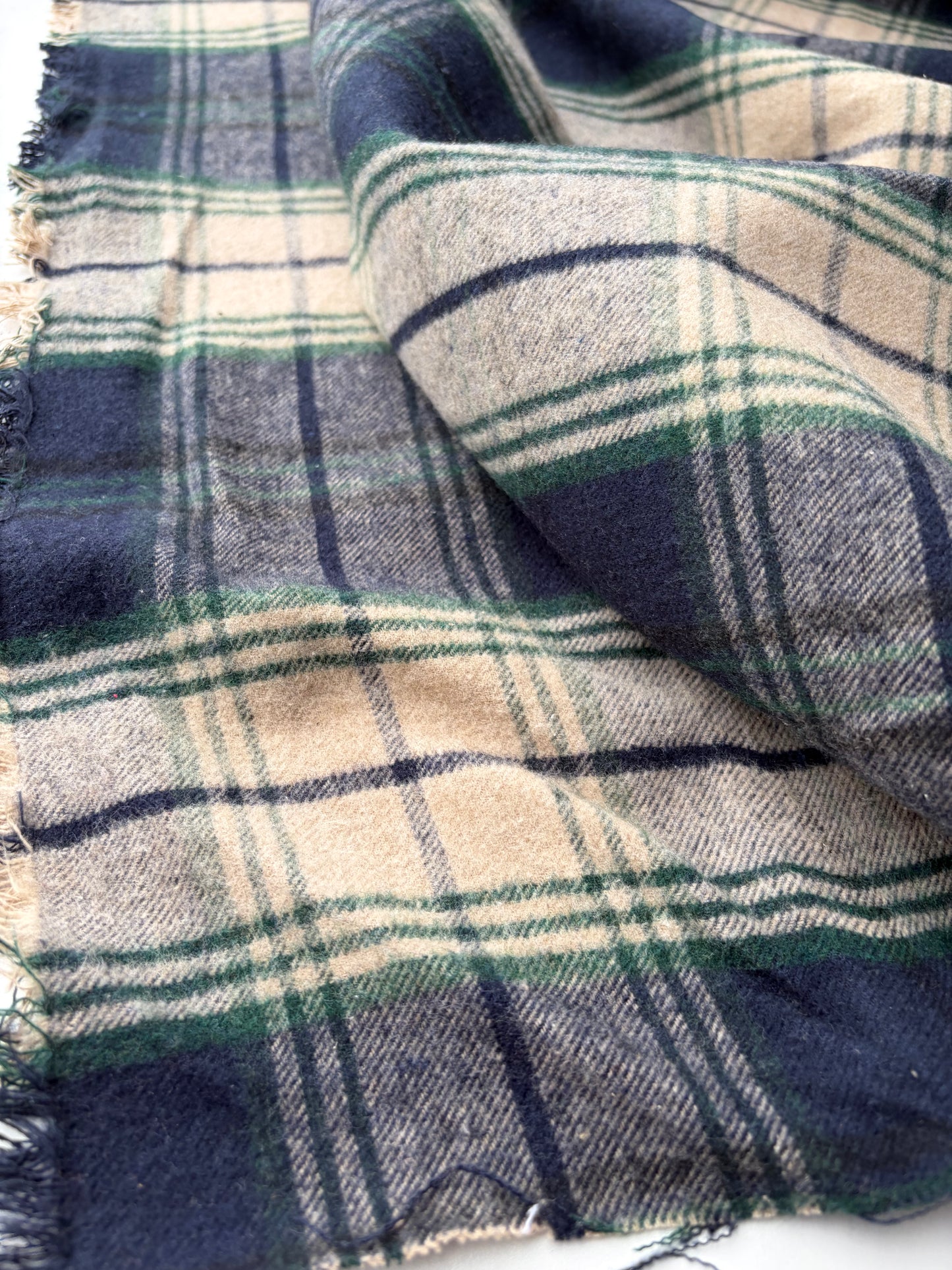 SMITHERS 021 navy/camel  checkered heavy cotton flannel