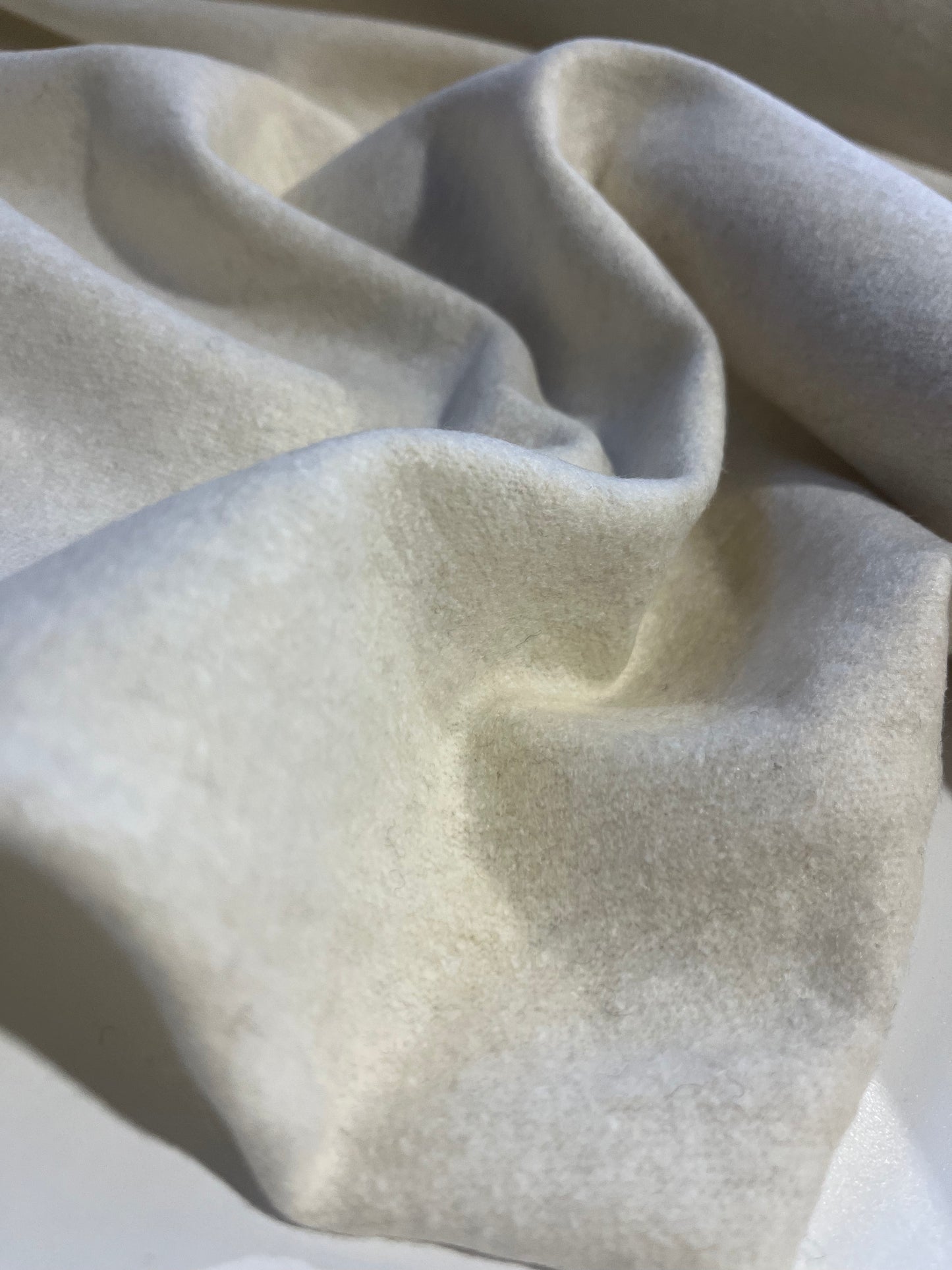 JANE 004 Wool jersey ecru