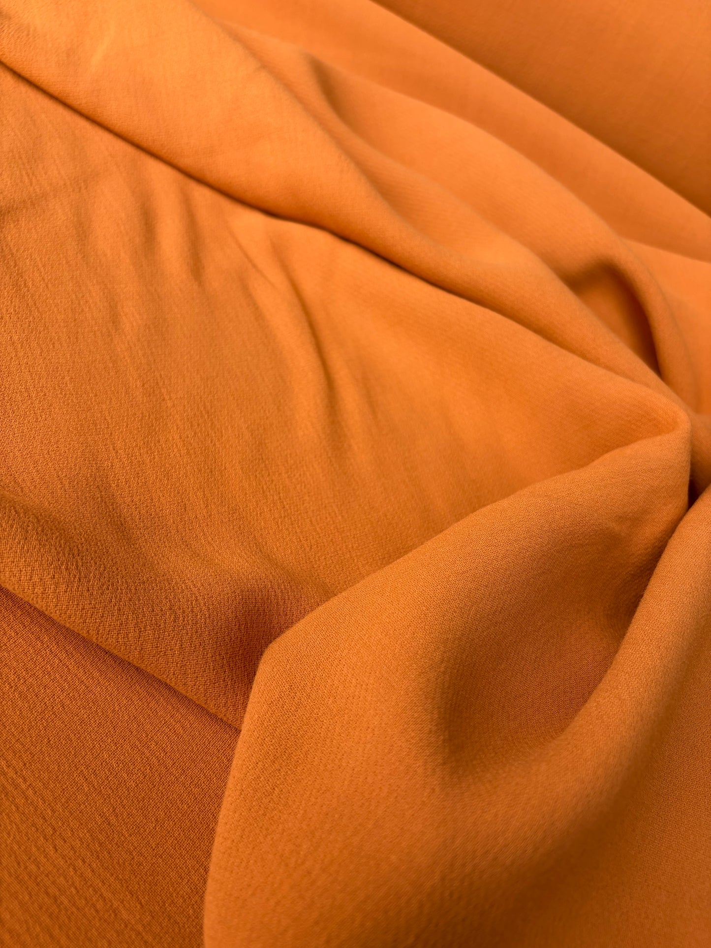 BRUCE 003 cotton/poly crêpe orange