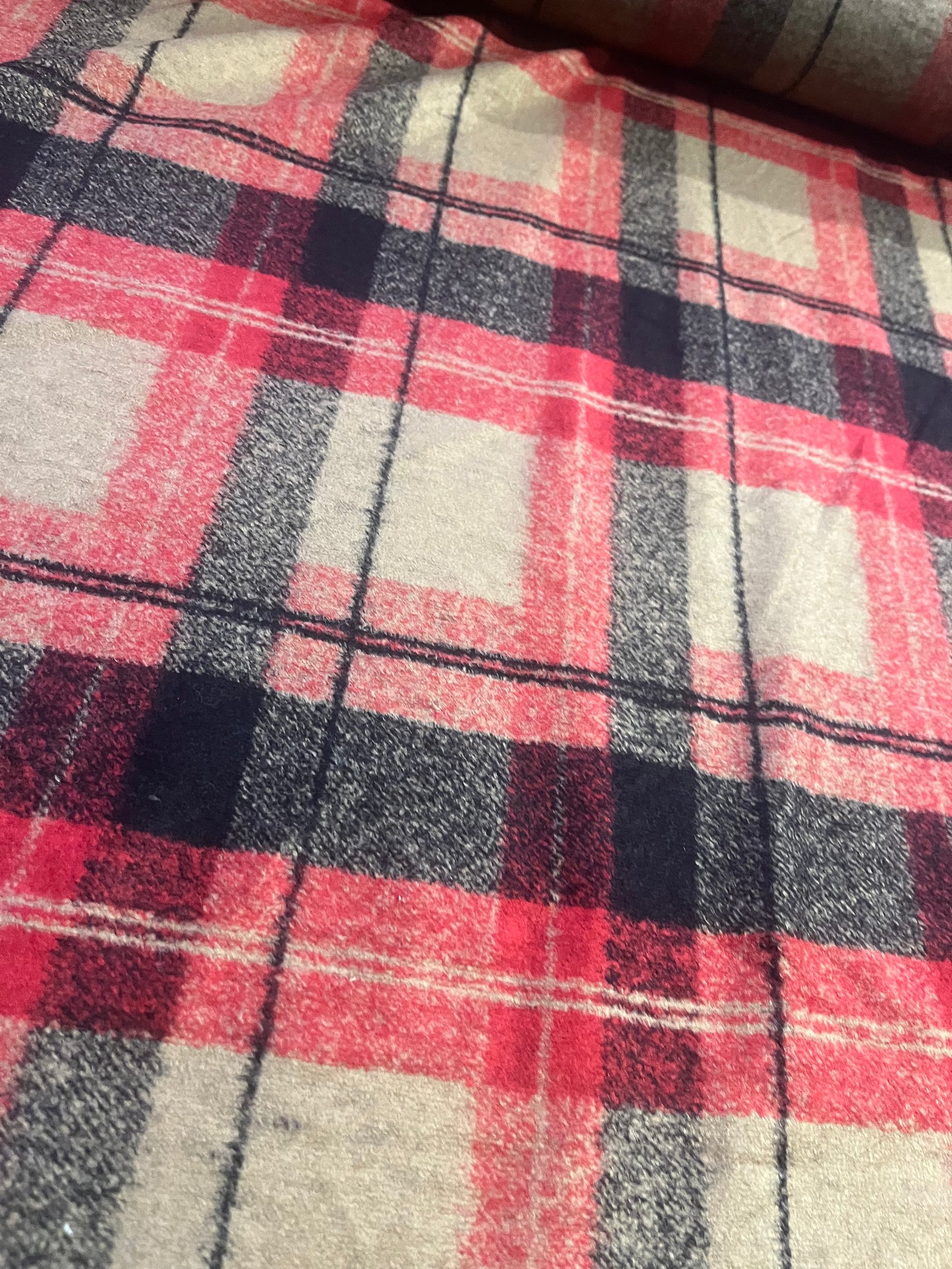 JANE 017 heavy Wool jersey check