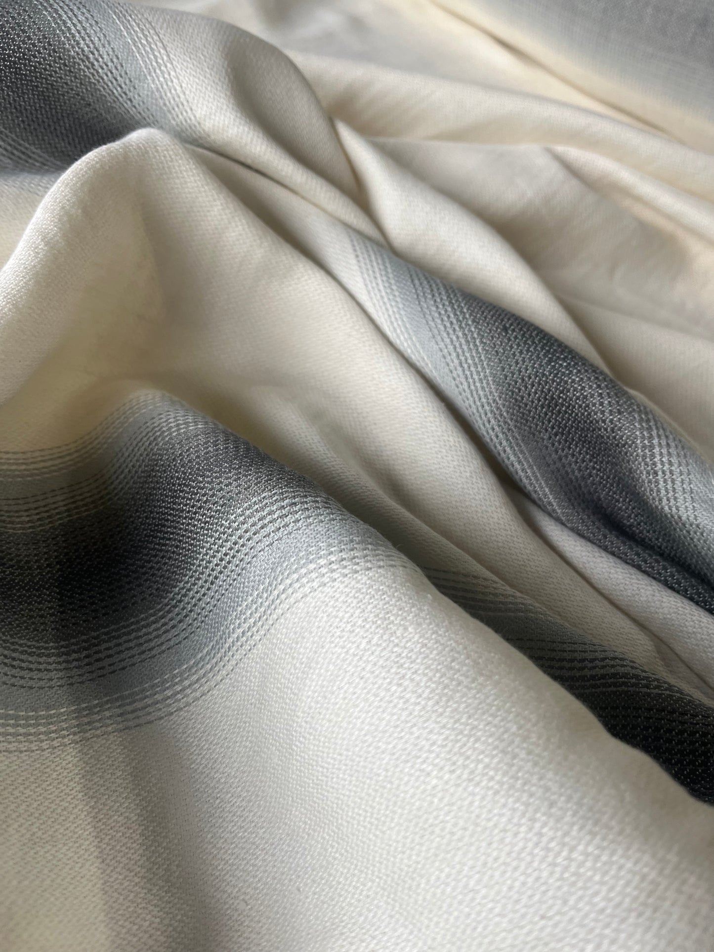 JOSIANE 011 heavy cotton irregular shadow stripe