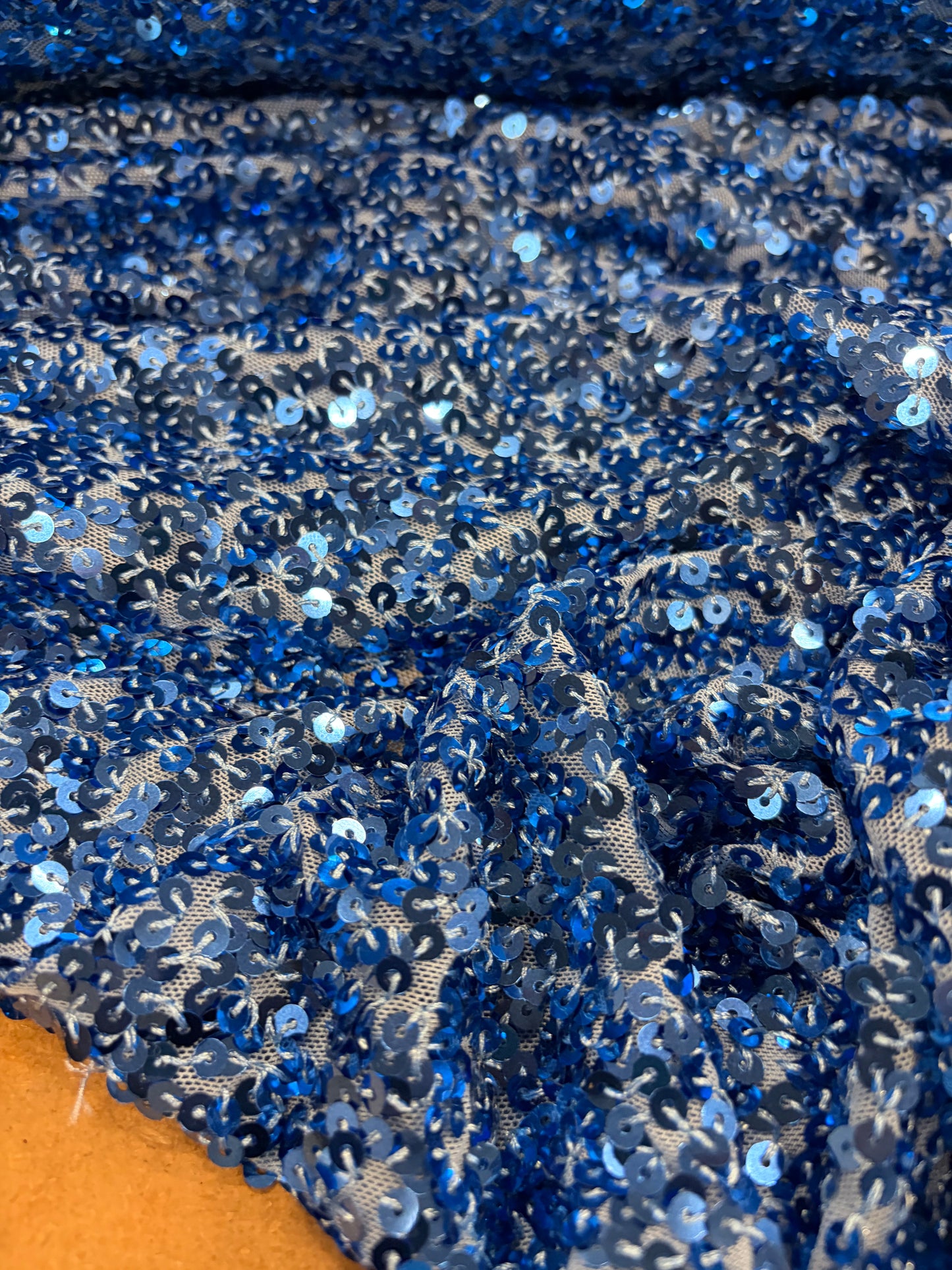 VIC 009 mesh sequins electric blue