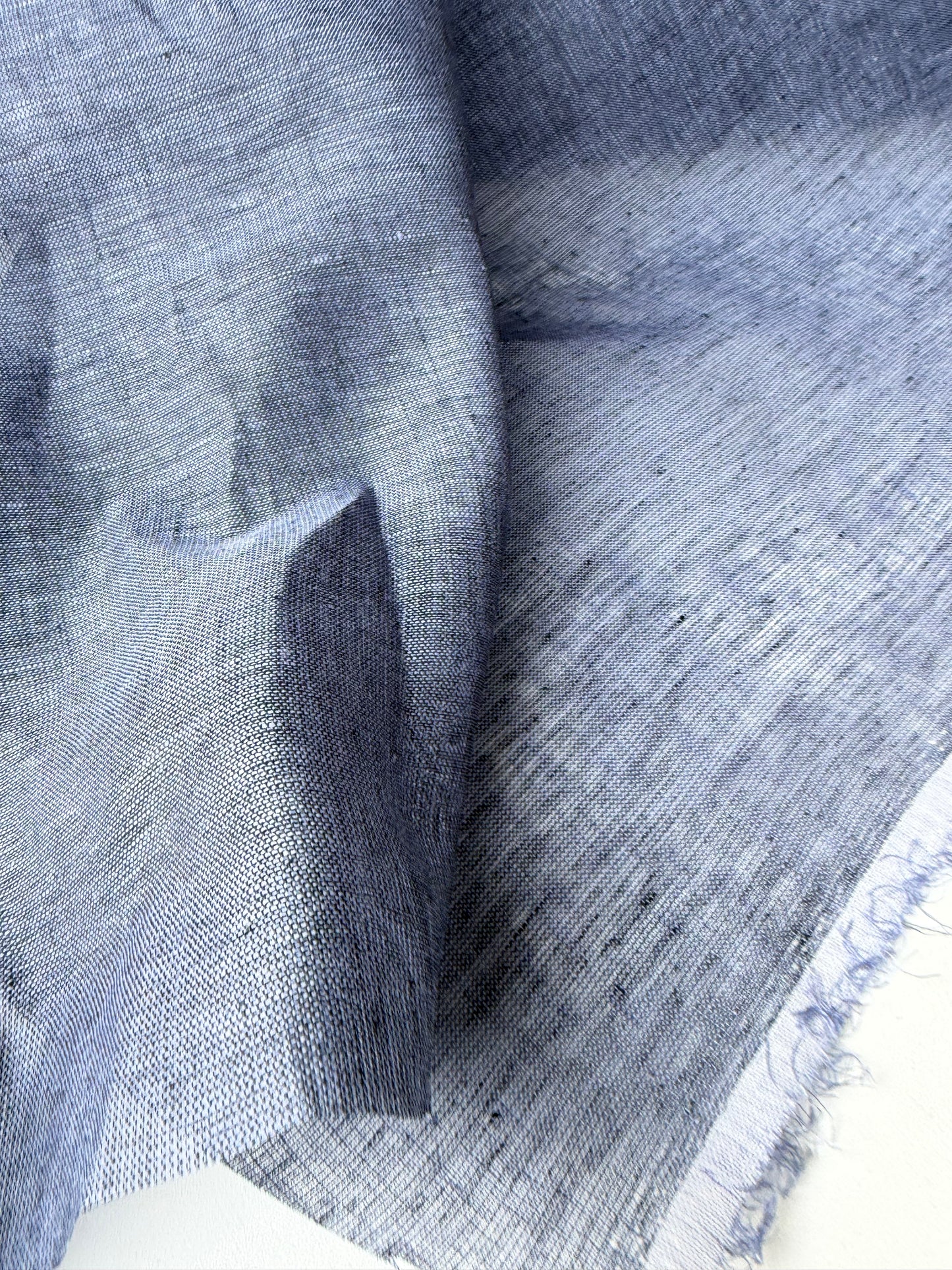 BRUCE 017 linen gaze indigo