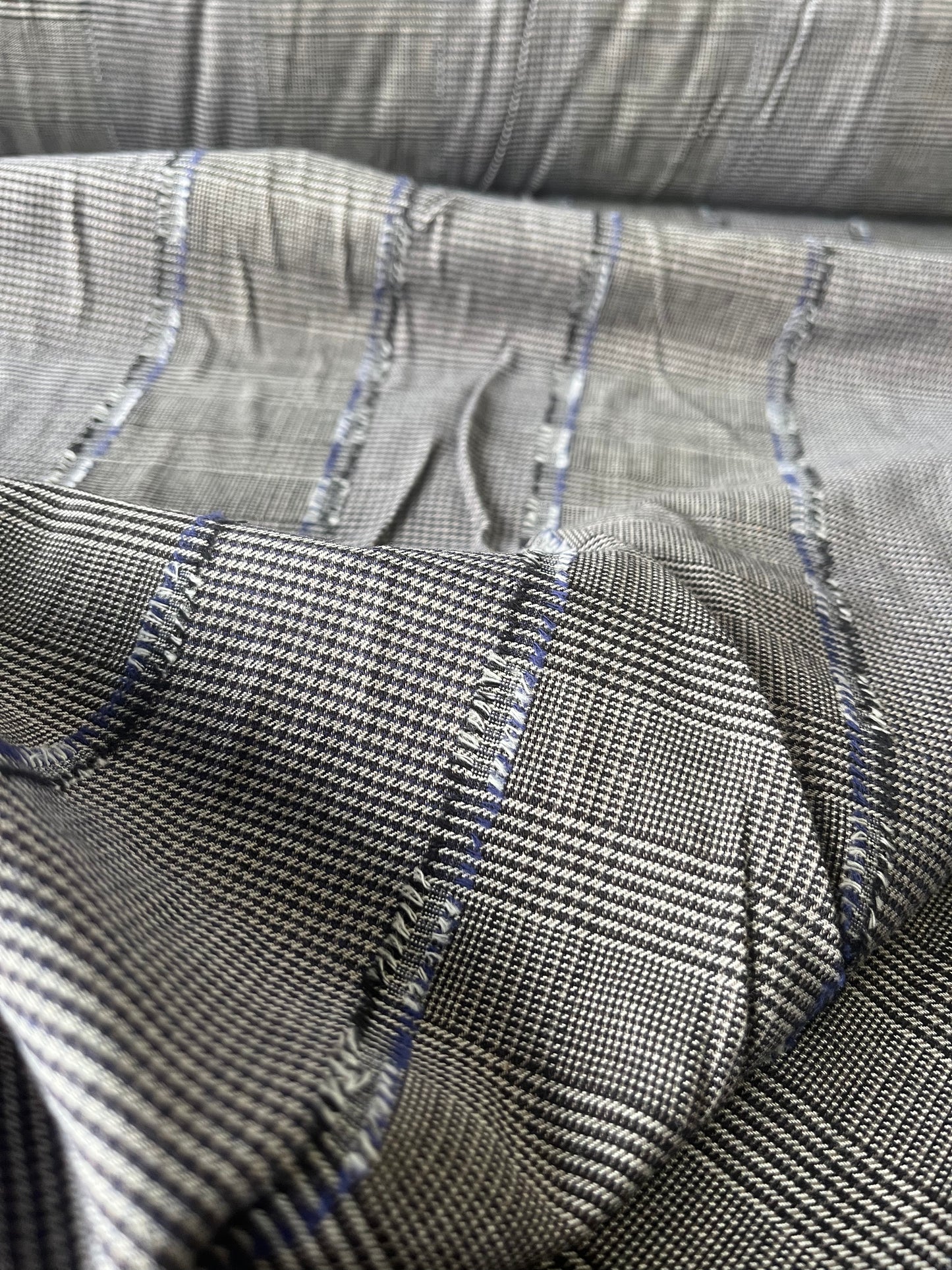 JOSIANE 015 check with fil coupé stripes