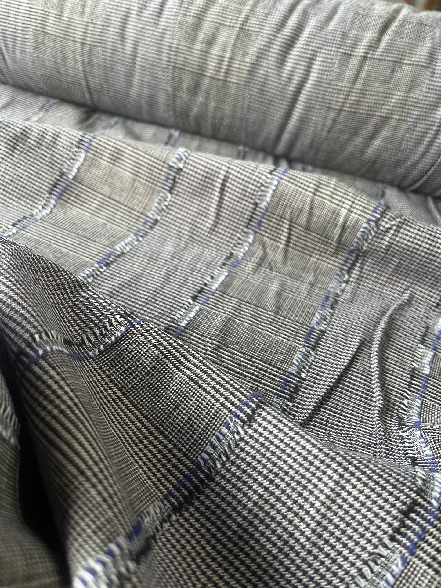 JOSIANE 015 check with fil coupé stripes