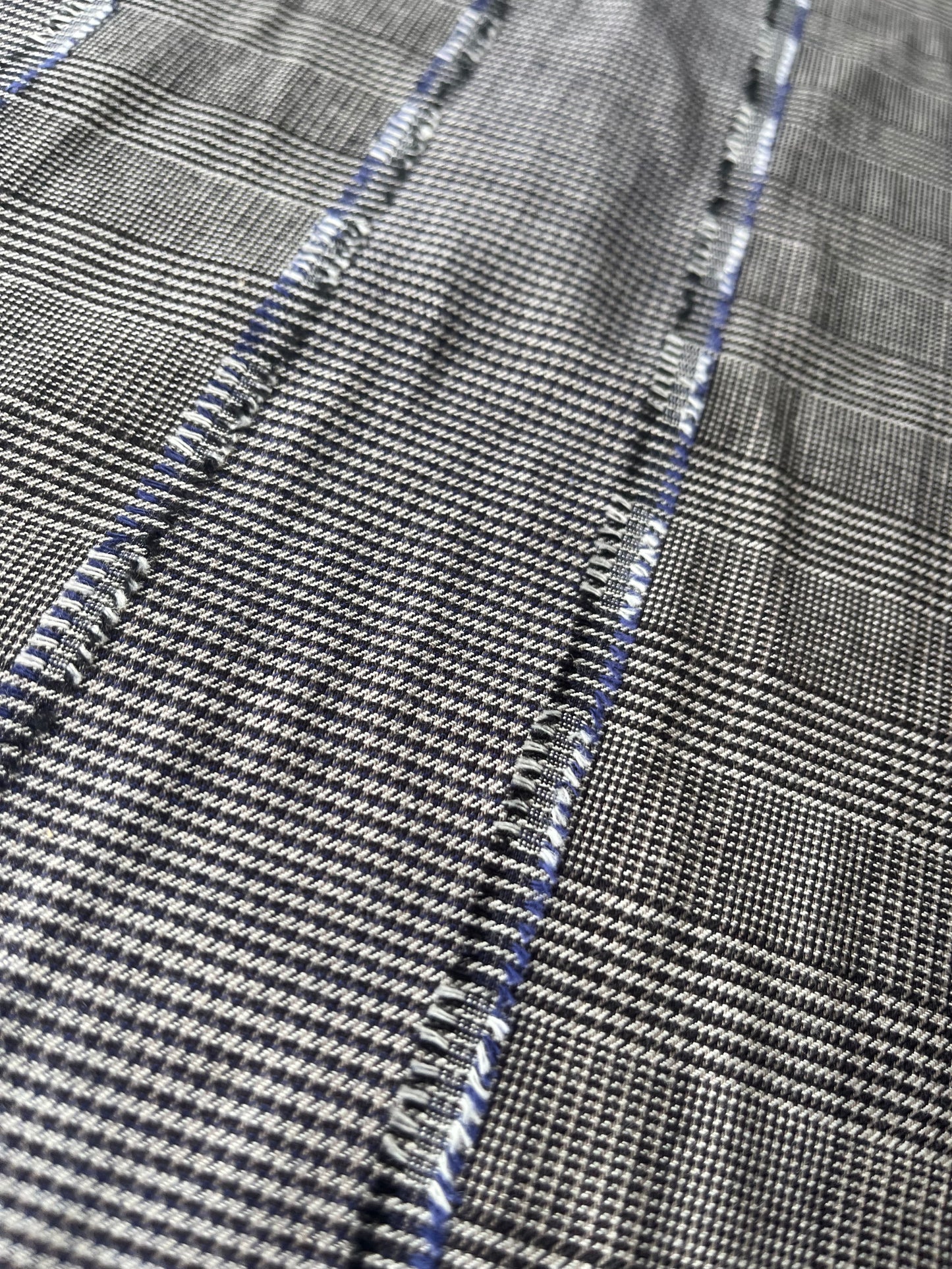 JOSIANE 015 check with fil coupé stripes