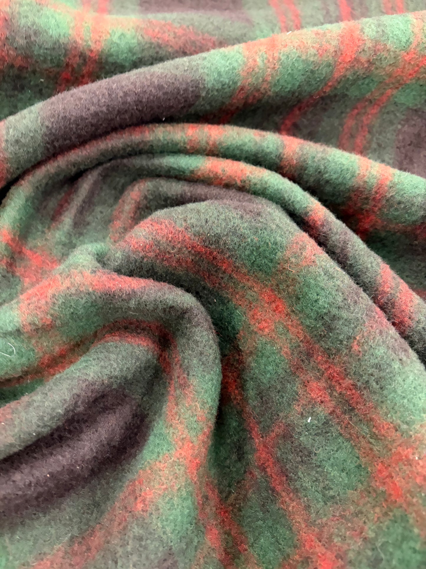 VIC 012 fantasy  boiled wool