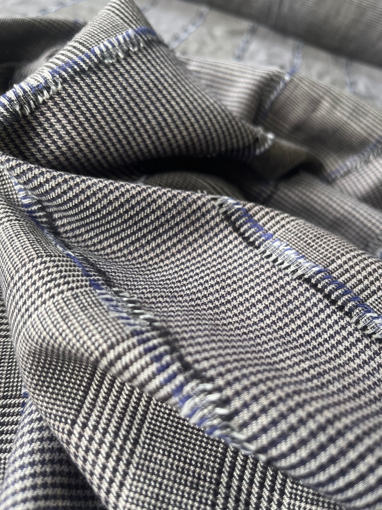 JOSIANE 015 check with fil coupé stripes