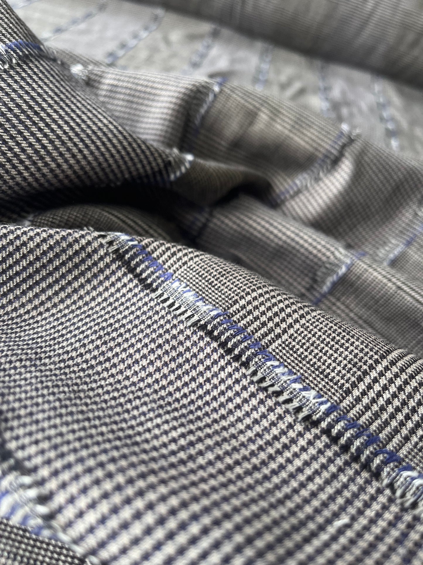 JOSIANE 015 check with fil coupé stripes