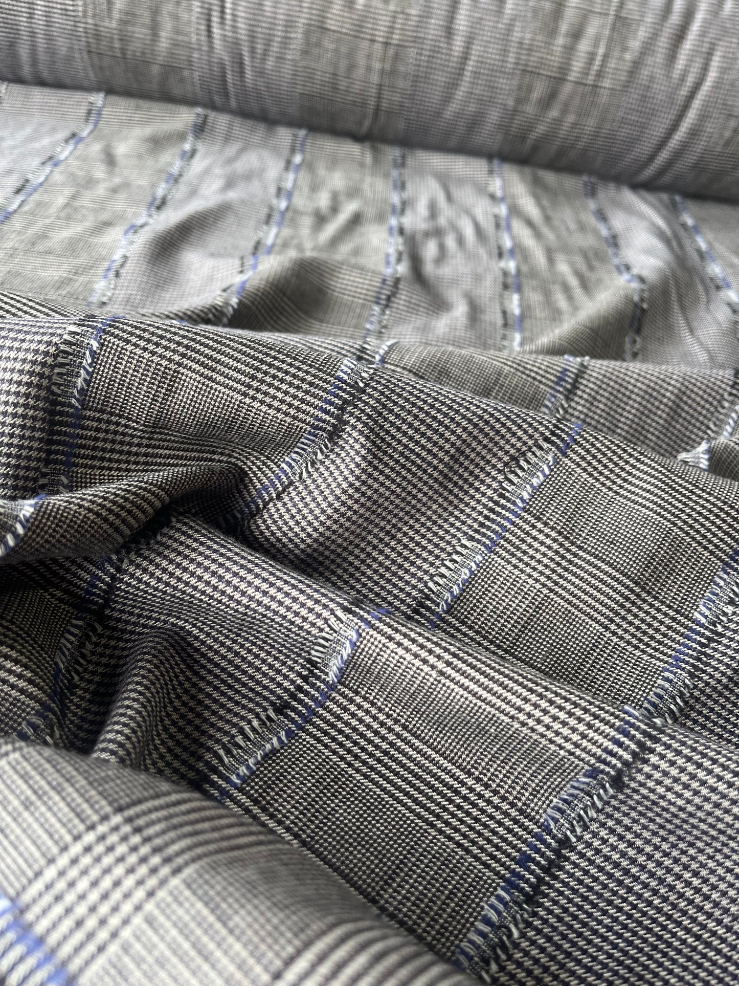 JOSIANE 015 check with fil coupé stripes