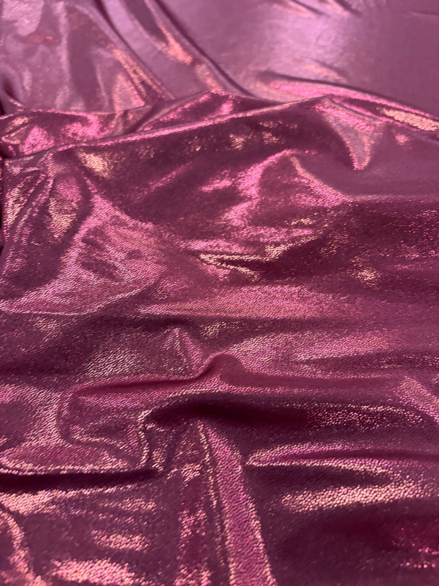 VIC 014 jersey crêpe foil print burgundy