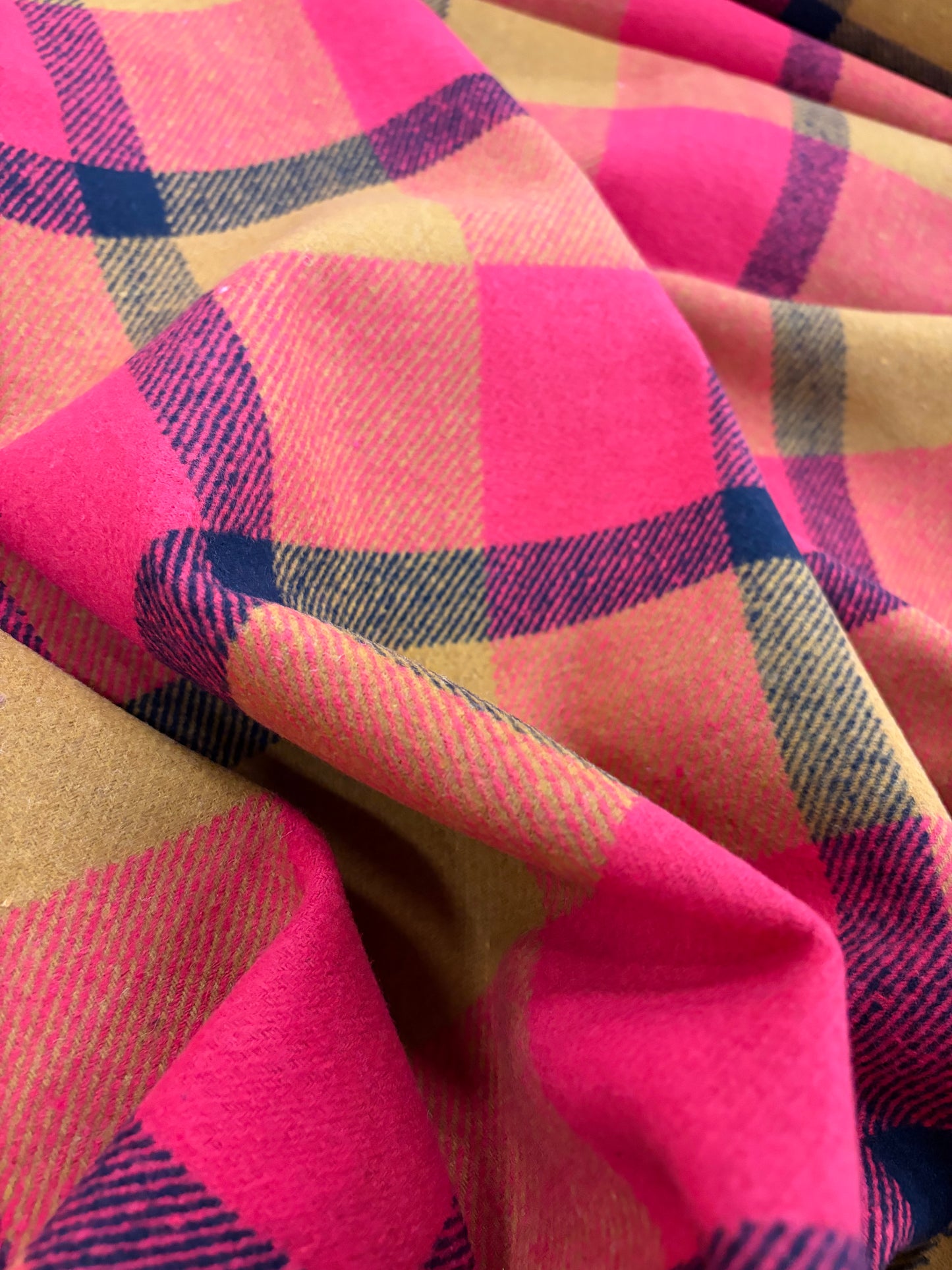 VIC 017 heavy cotton wool check