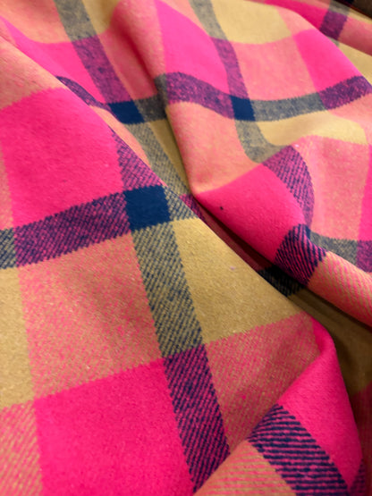 VIC 017 heavy cotton wool check