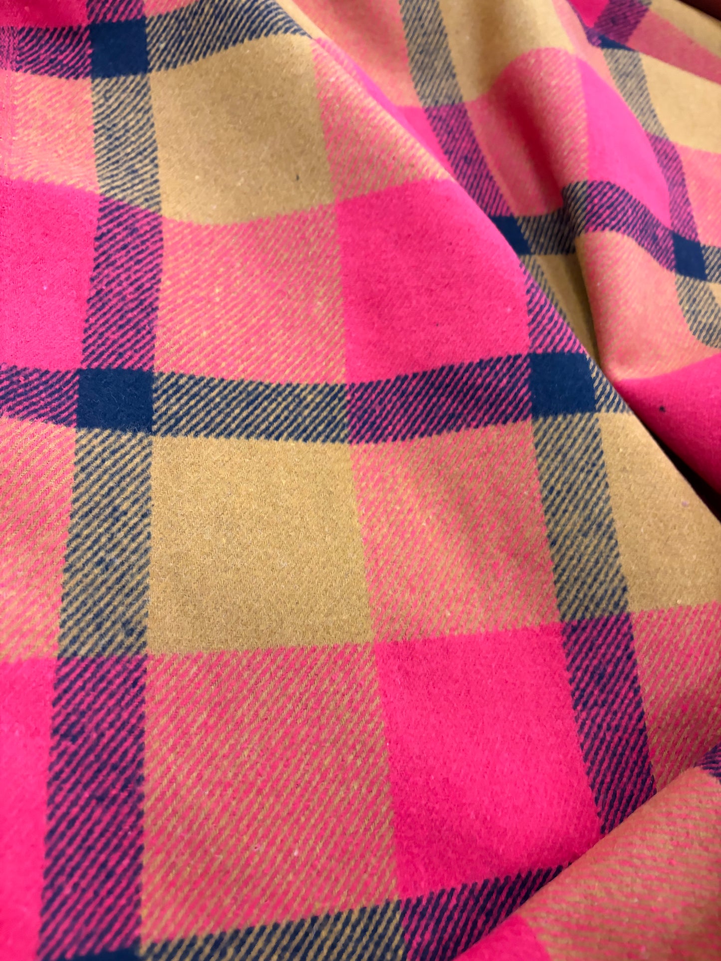 VIC 017 heavy cotton wool check