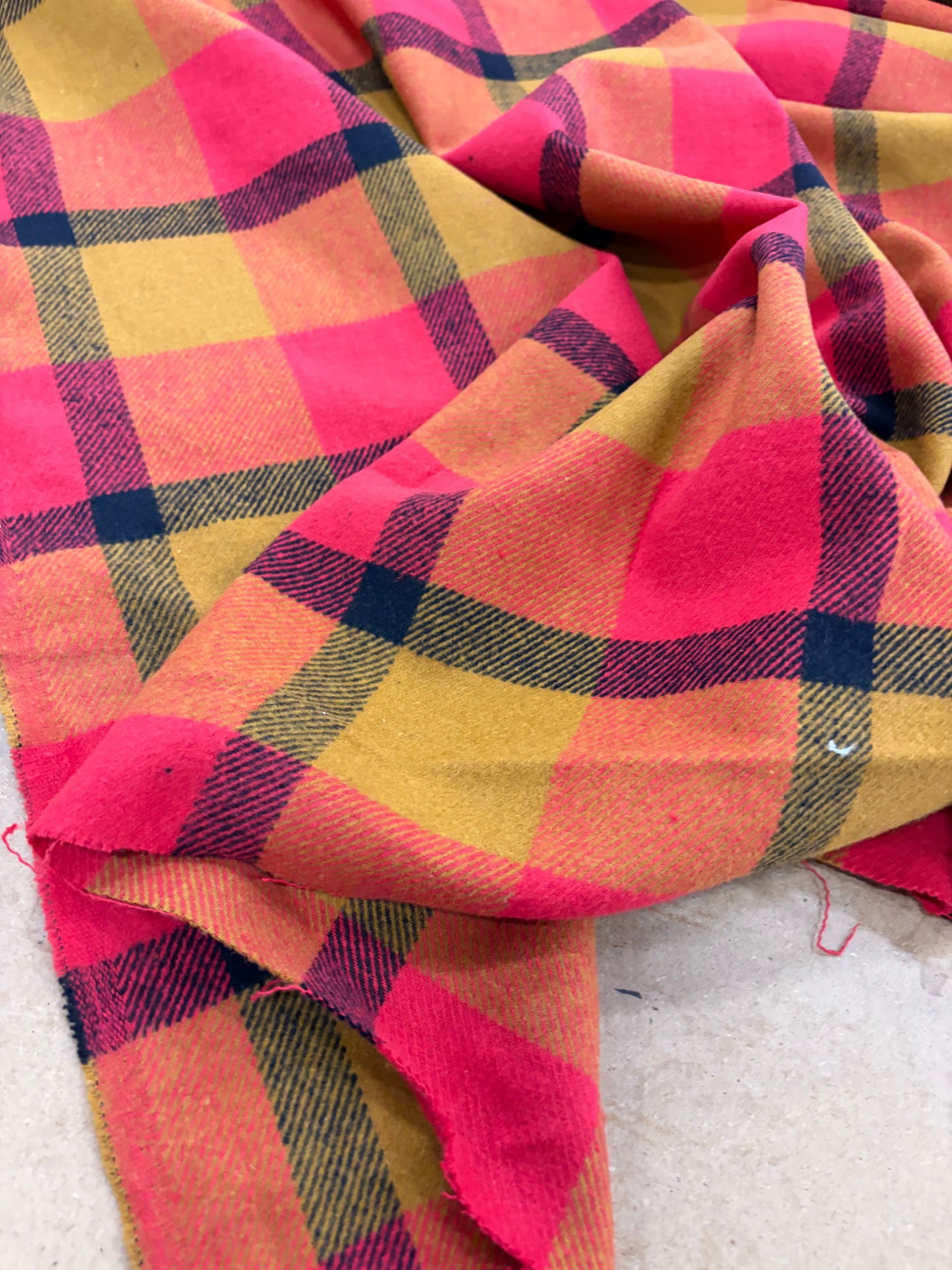 VIC 017 heavy cotton wool check