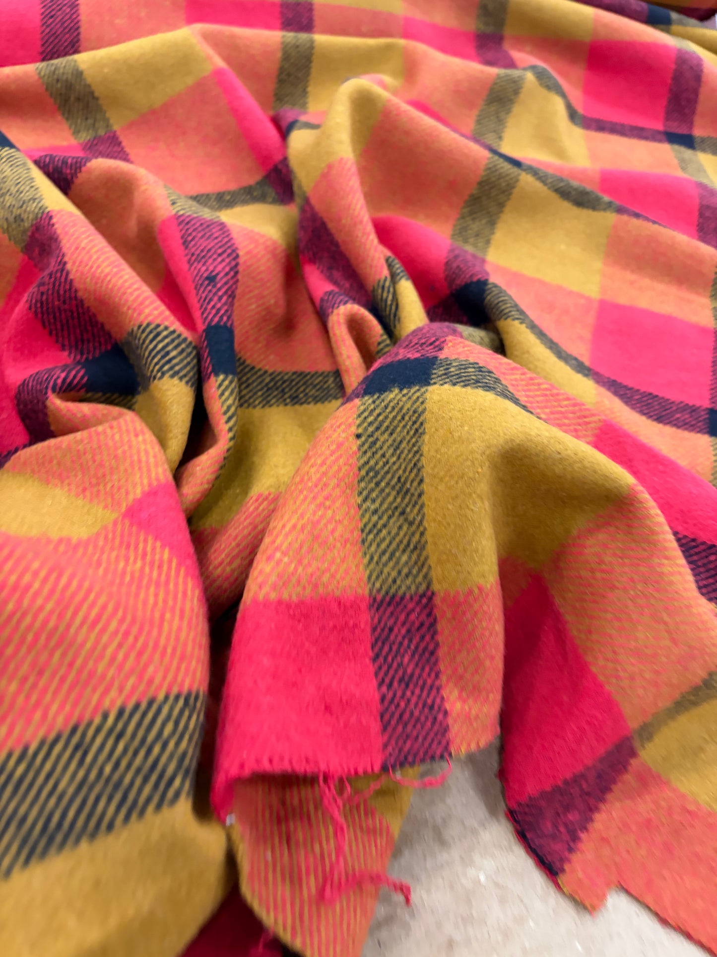 VIC 017 heavy cotton wool check