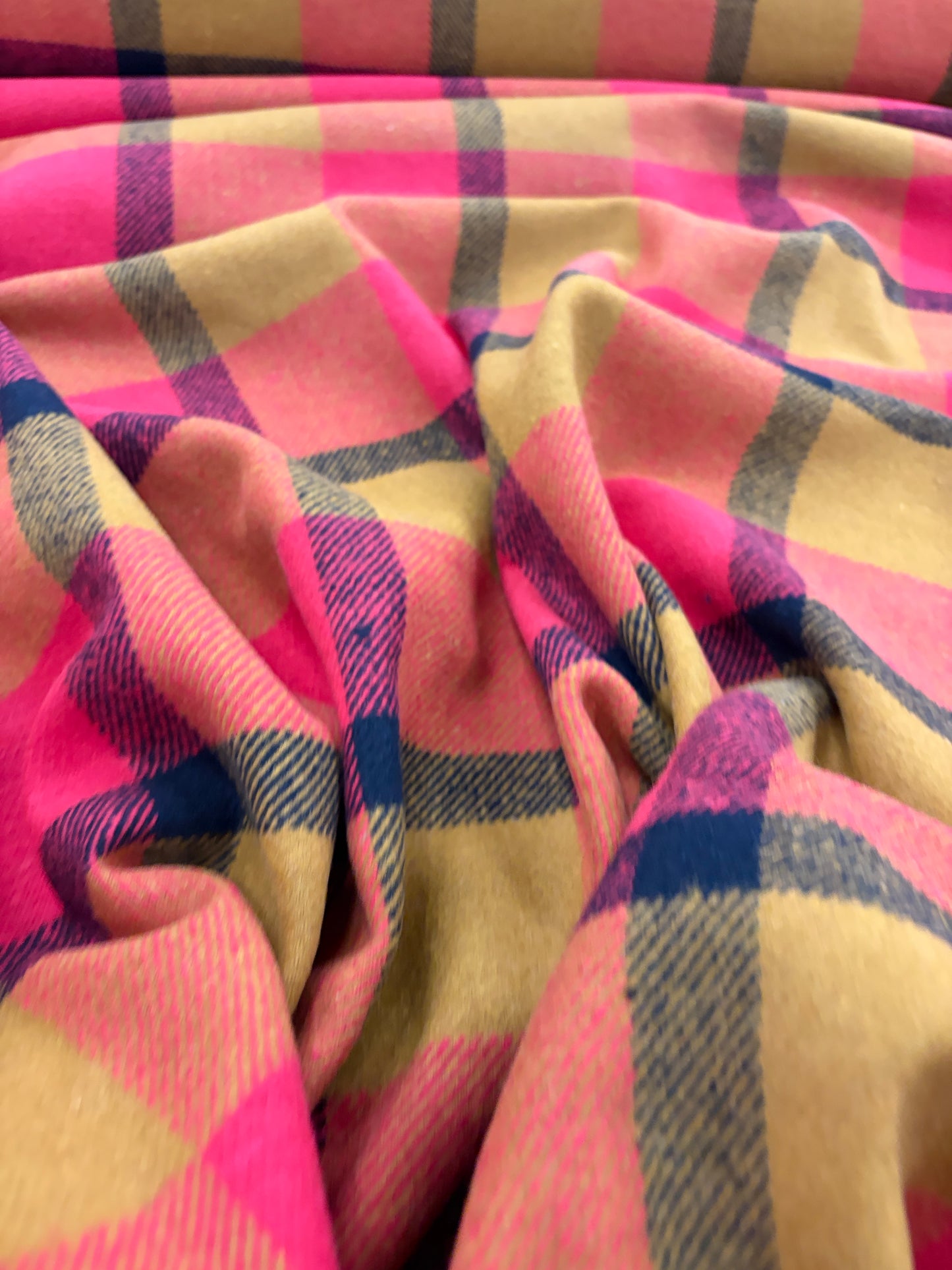 VIC 017 heavy cotton wool check