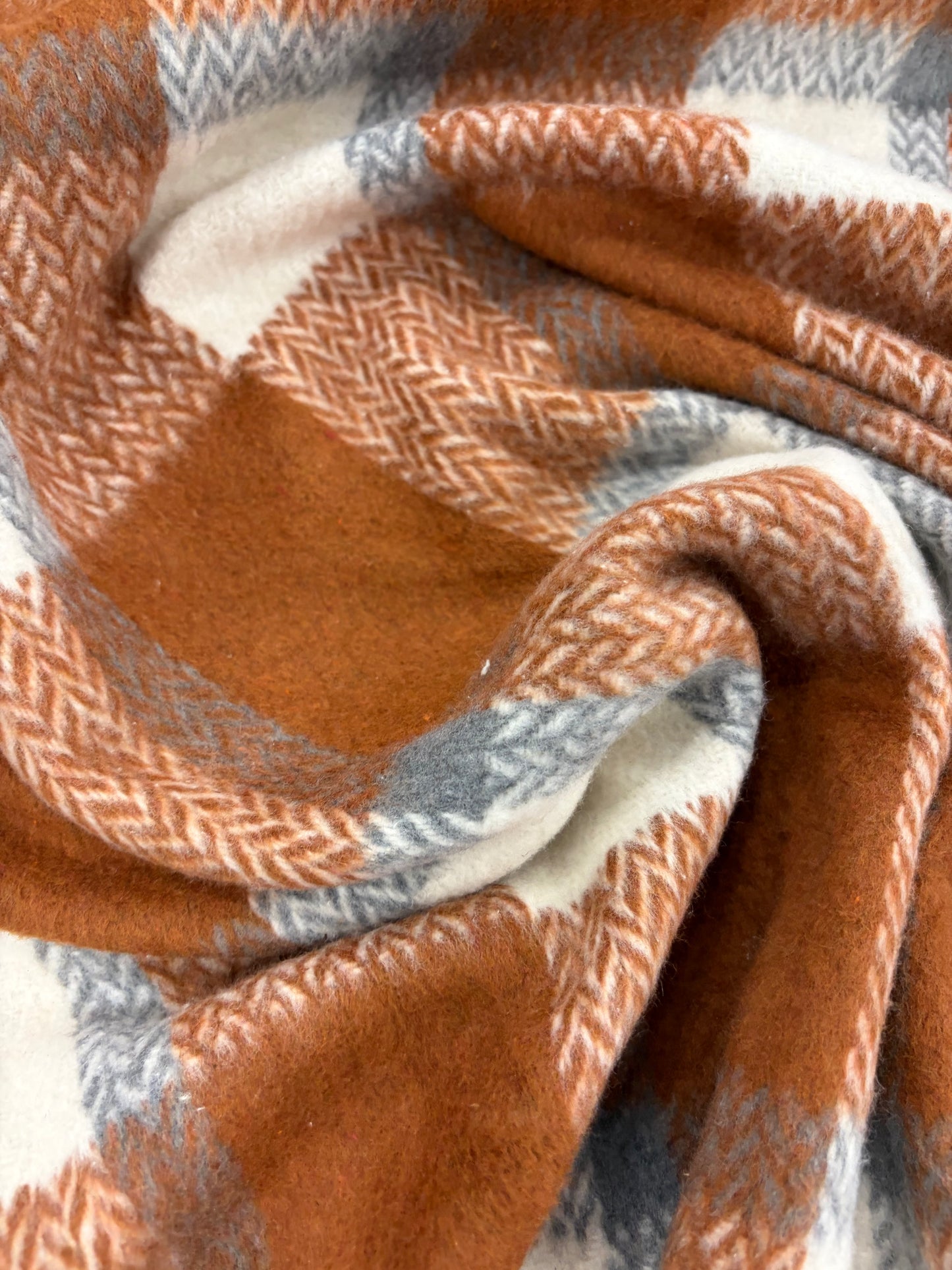 VIC 018 heavy cotton wool check