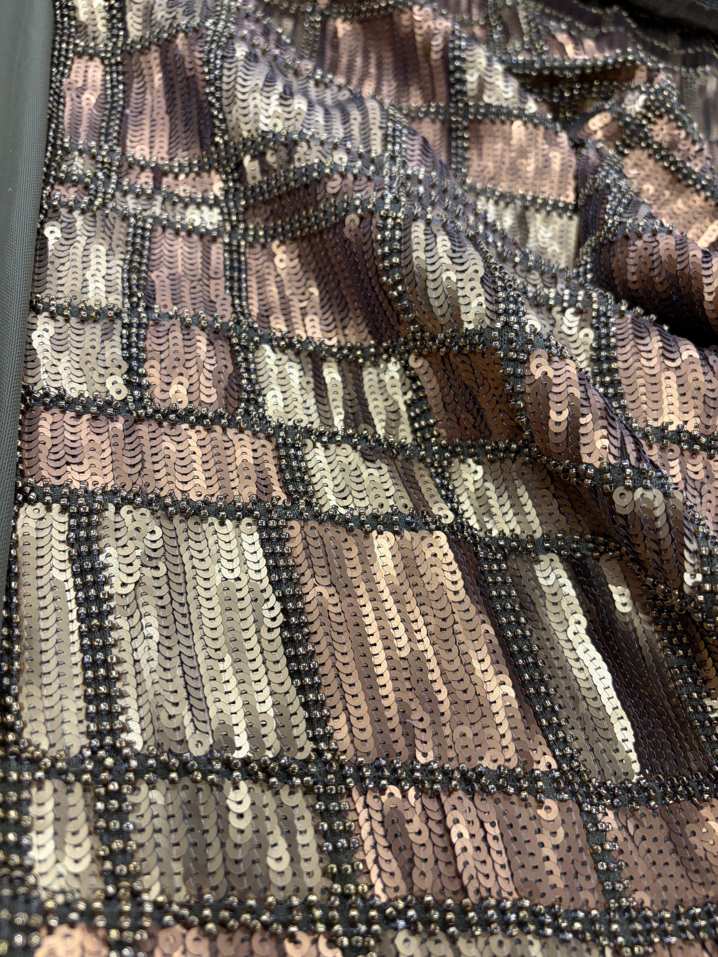 VIC 019 mesh sequins and pearls