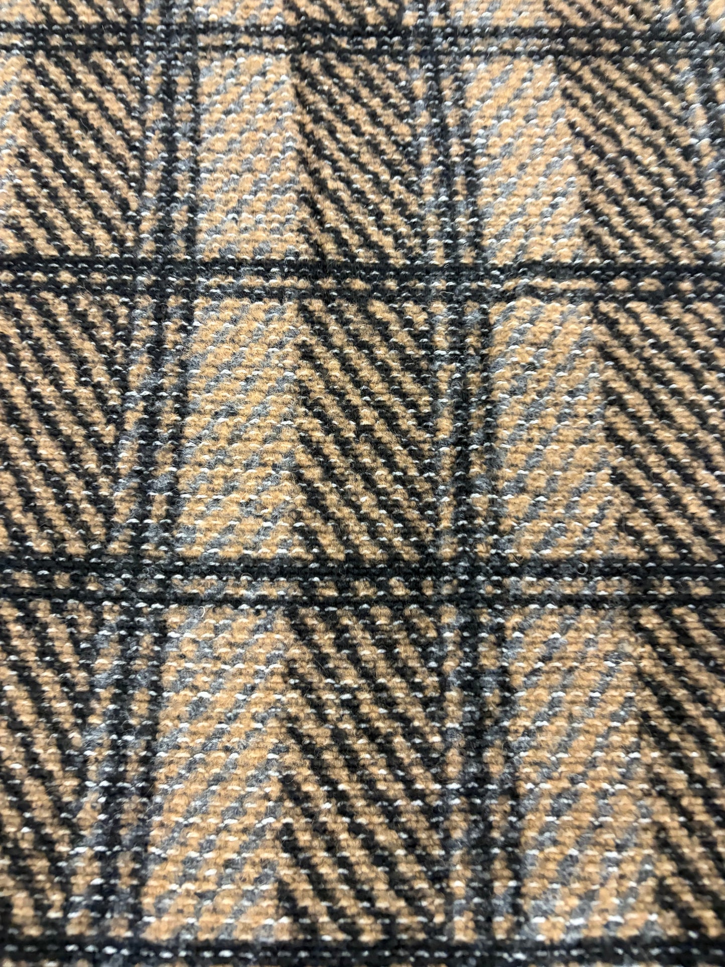 VIC 020 fantasy  boiled wool