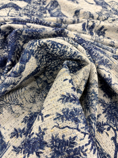 VIC 028 cotton tweed with toile de Jouy motif