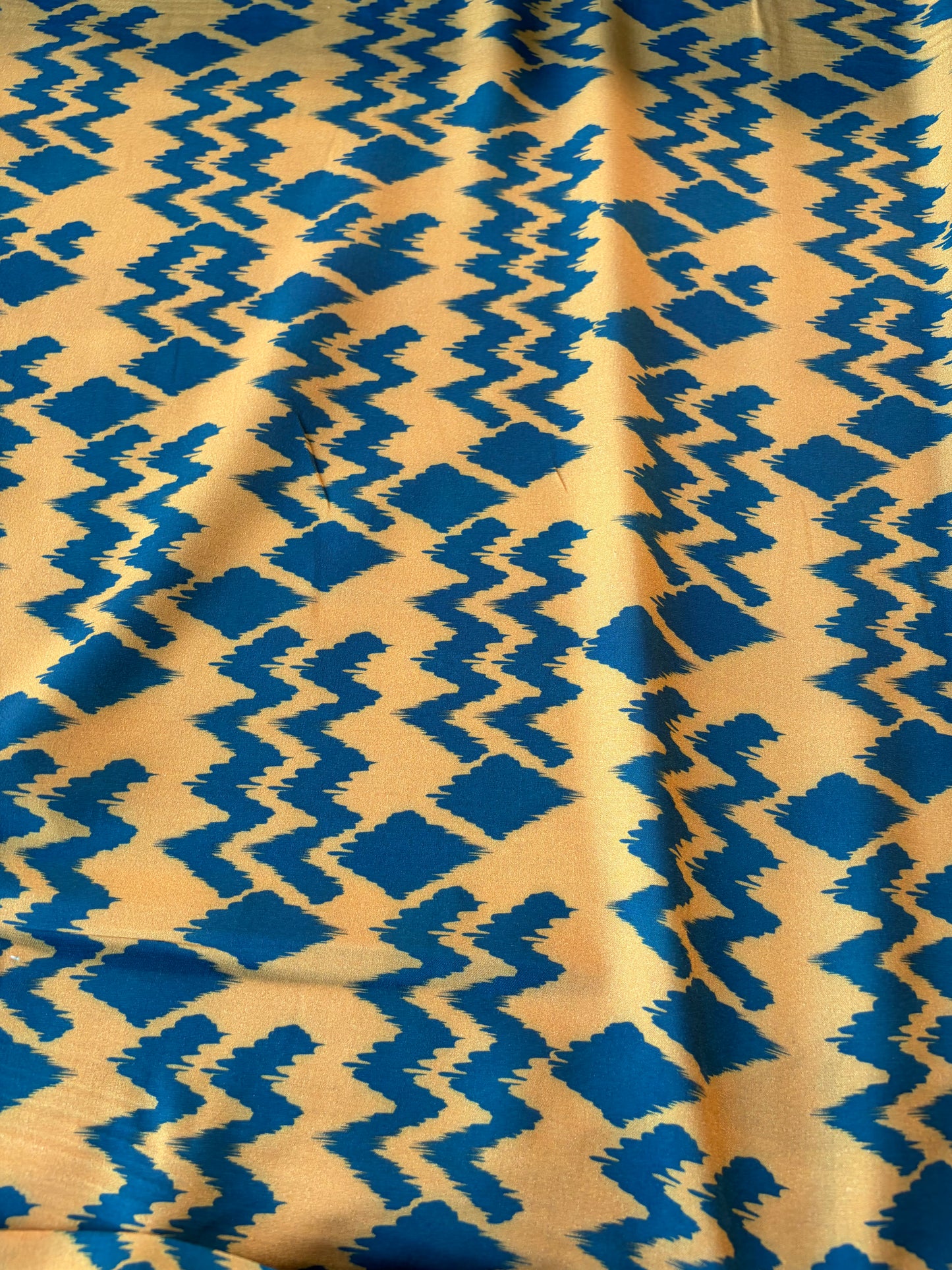 RALPH 003 camel/petrol zig-zag viscose print