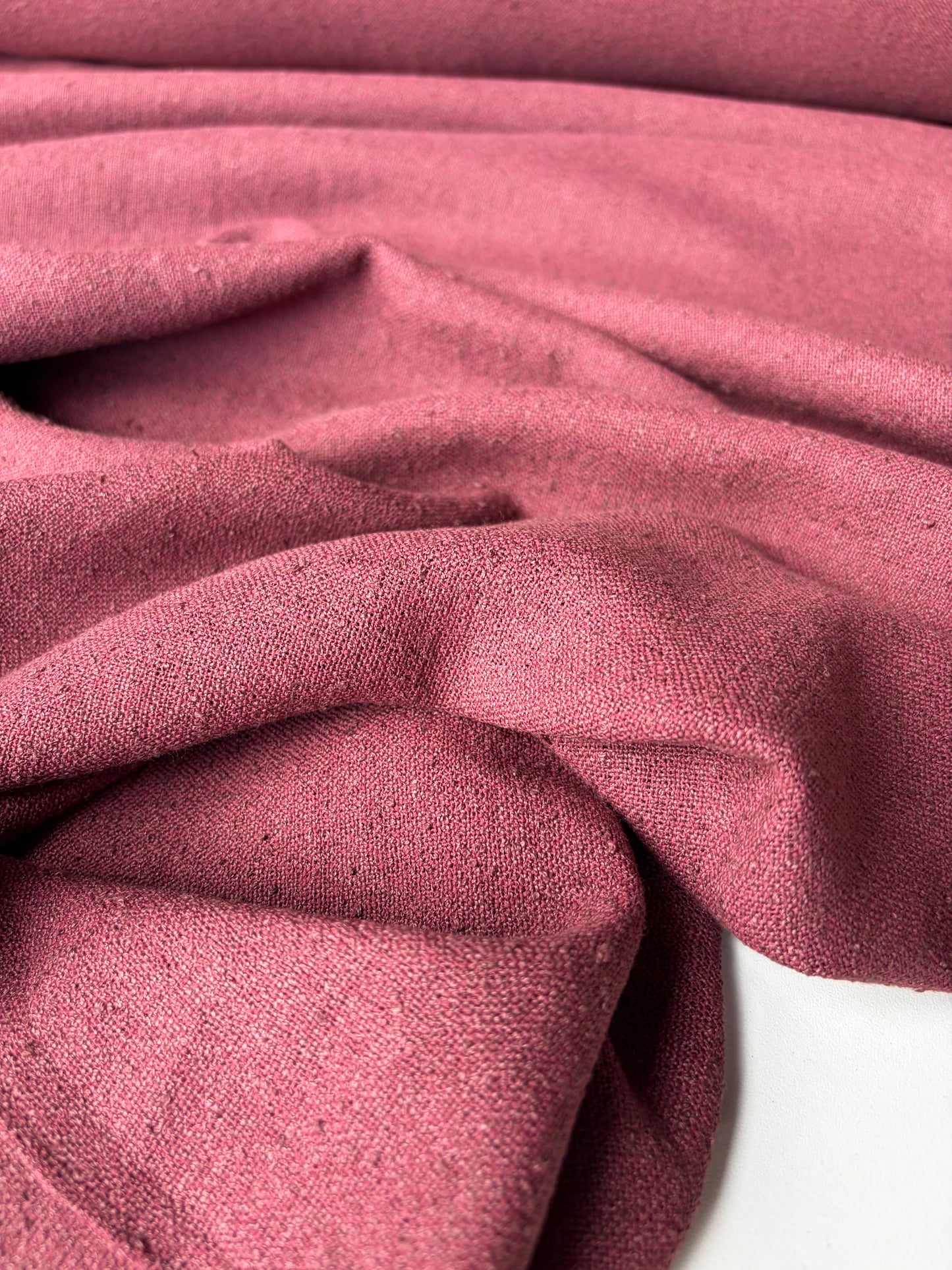 LC BRUCE 034 linen crêpe burgundy
