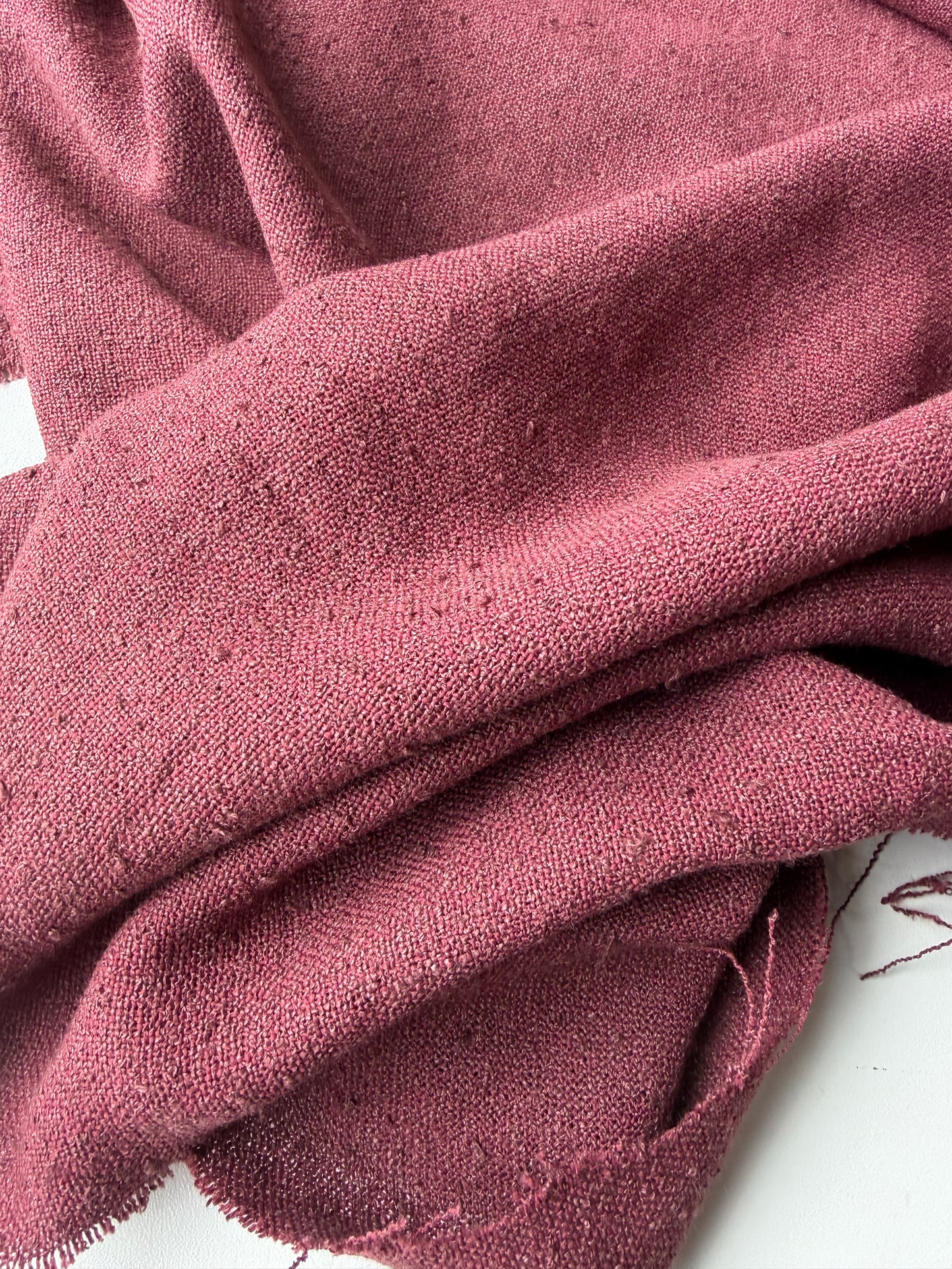 LC BRUCE 034 linen crêpe burgundy