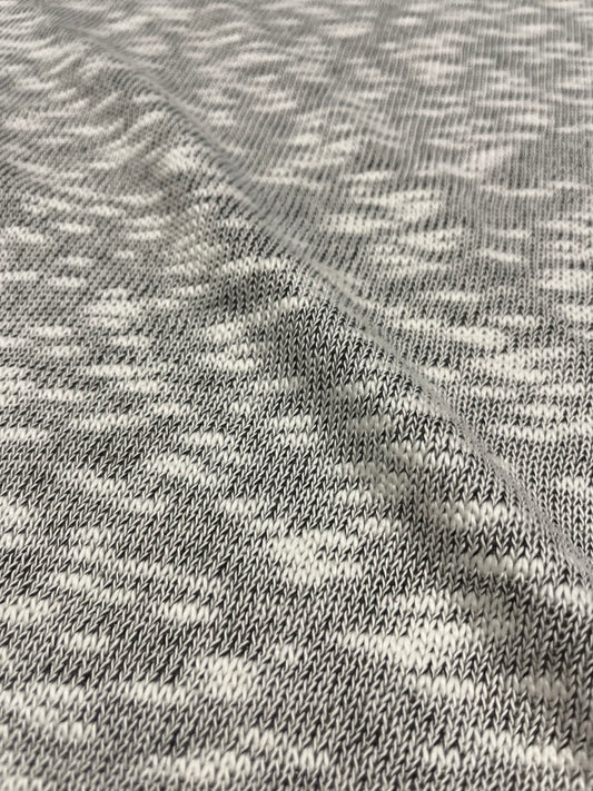 E01 Tricot jacquard slub