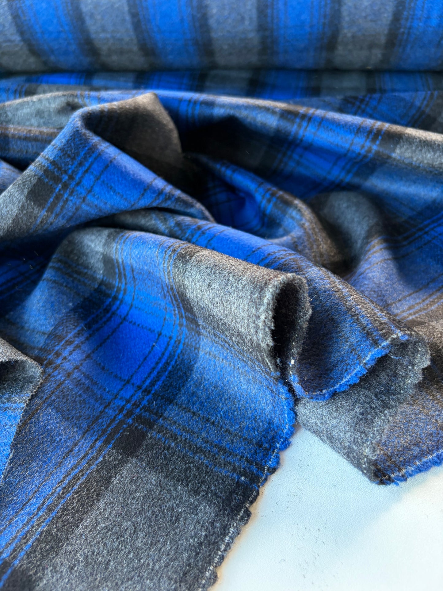 RALPH 006 grey/blue checkered heavy wool/mohair flannel