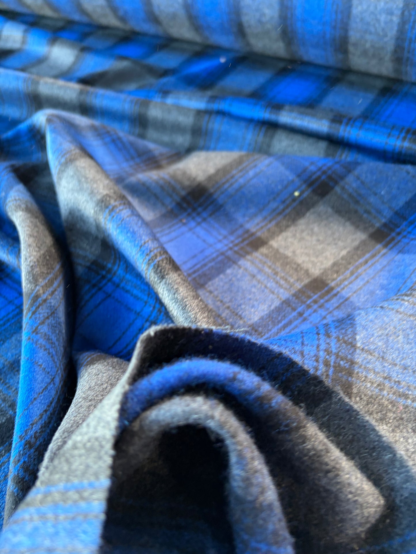RALPH 006 grey/blue checkered heavy wool/mohair flannel