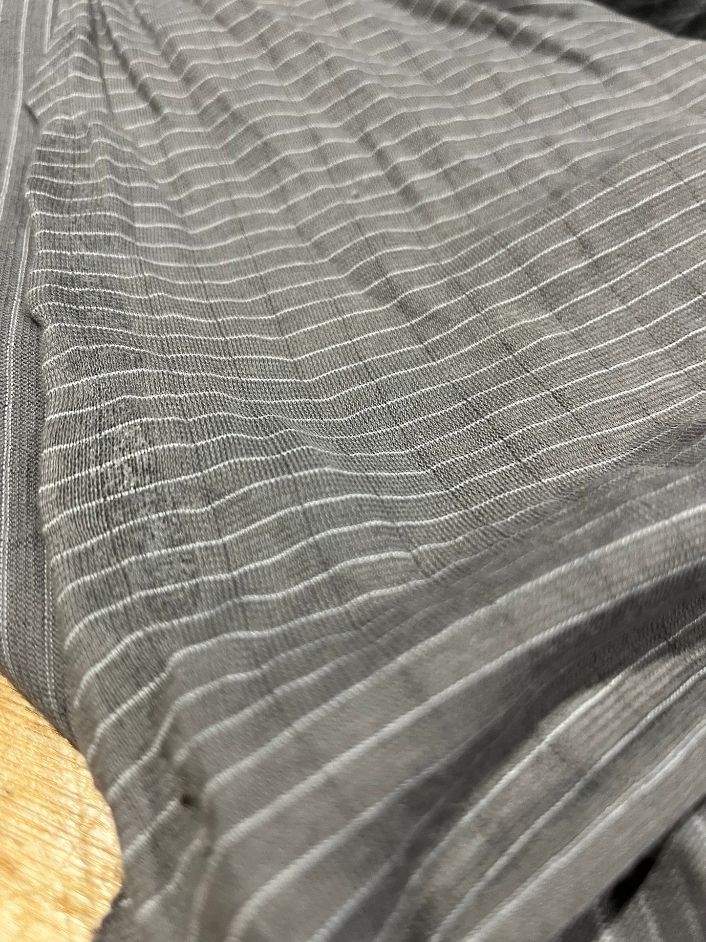 E01 Jersey cotton granit grey pinstripe