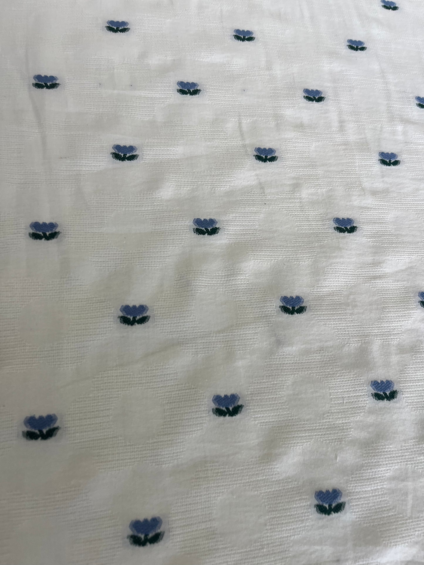 BAKU 025 cotton embroidered tullip