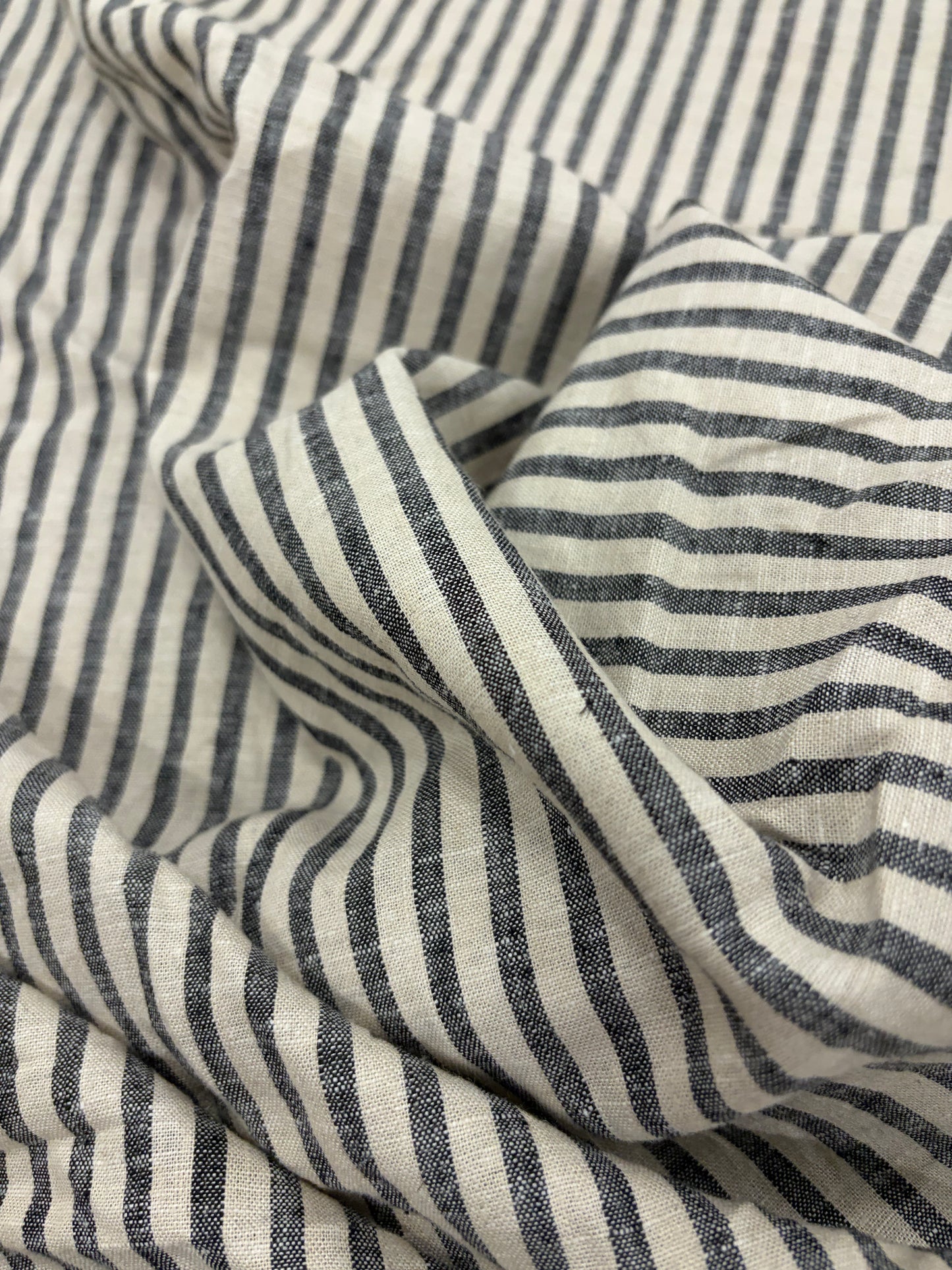 WALTHER 004 Oxford striped cotton shirting fabric navy
