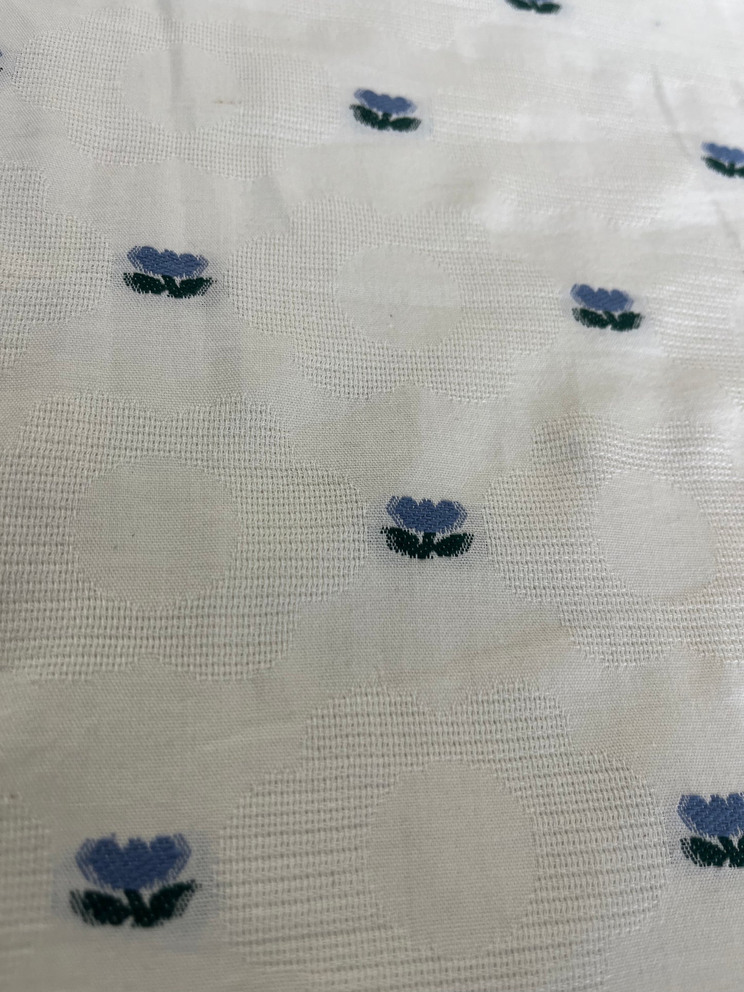 BAKU 025 cotton embroidered tullip